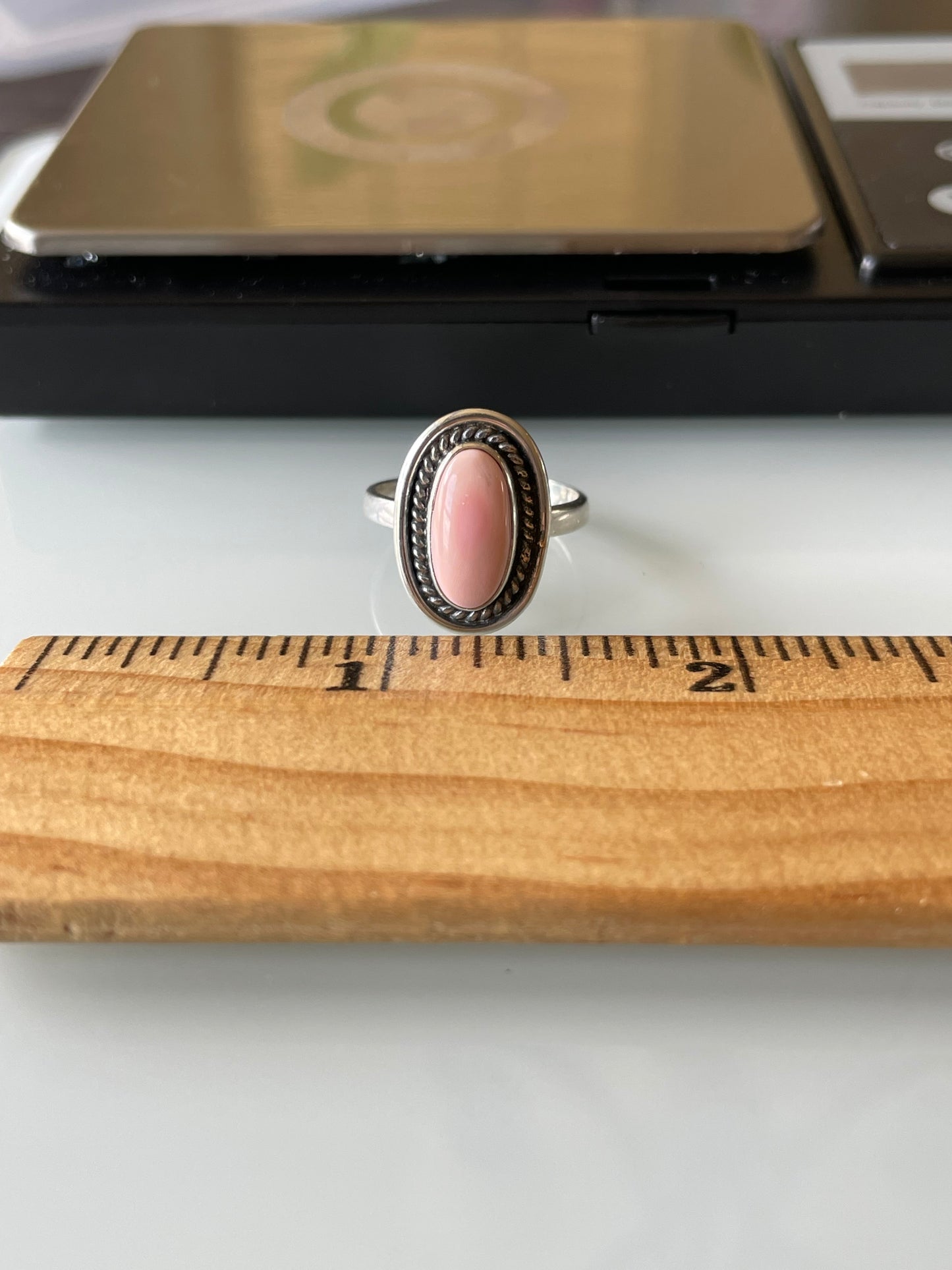 Pink Conch Oval Ring Size 6 | 925 Sterling Silver G138