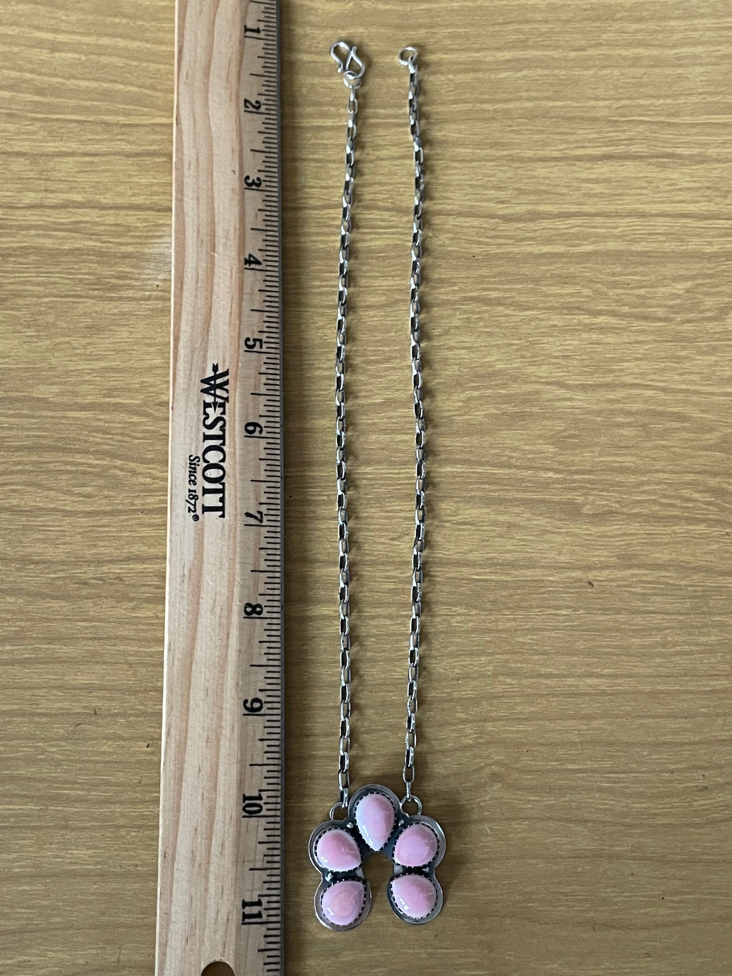 Pink Conch Naja Necklace | Petite Cluster Drop | 925 Silver E578