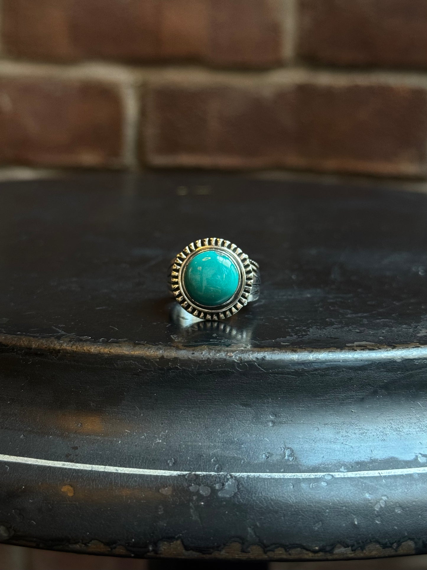 Turquoise Circle Ring | Sterling Silver | Size 8.5 | C116