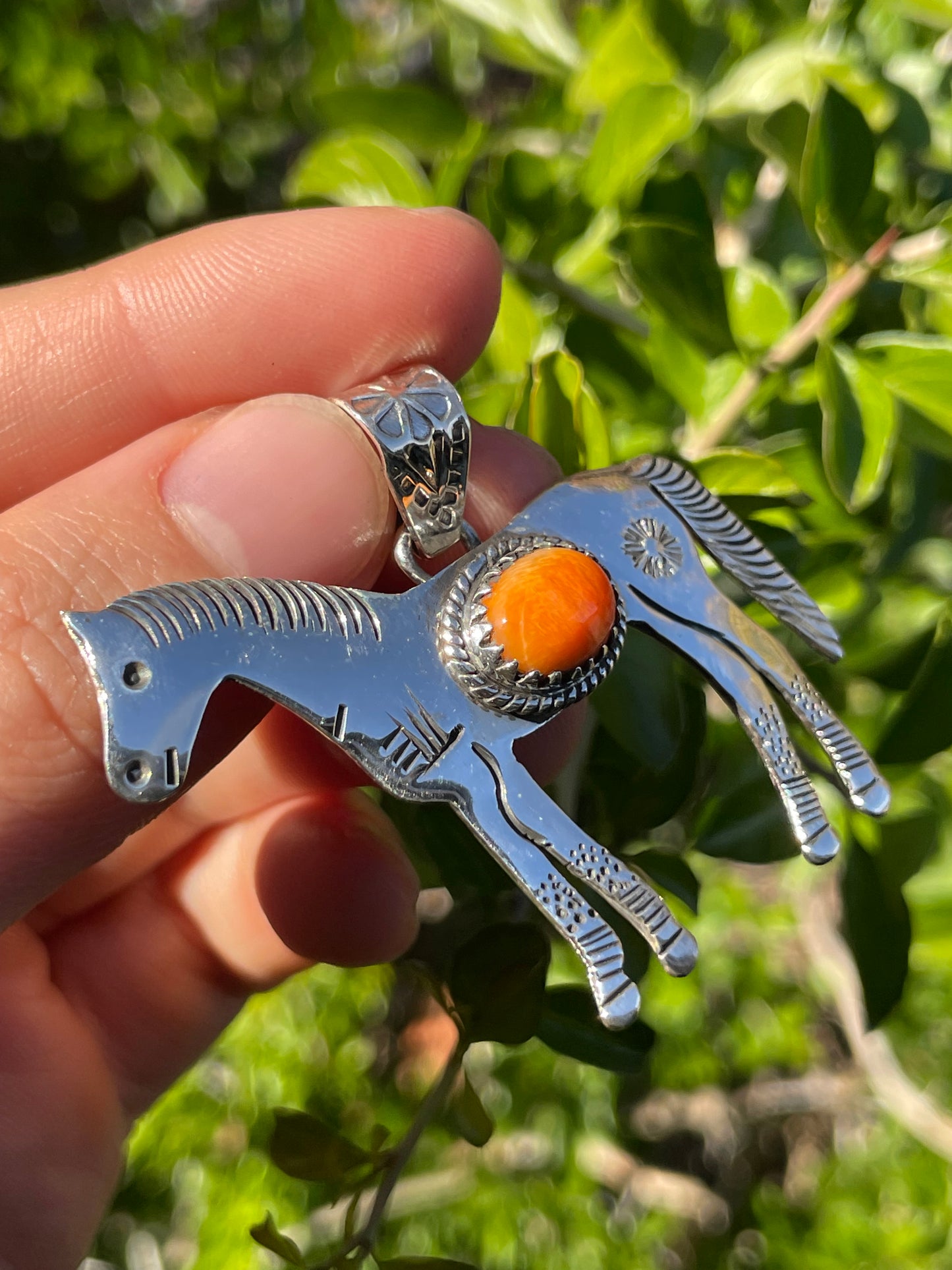 Spiny Oyster Horse Pendant | Sterling Silver 925 B722