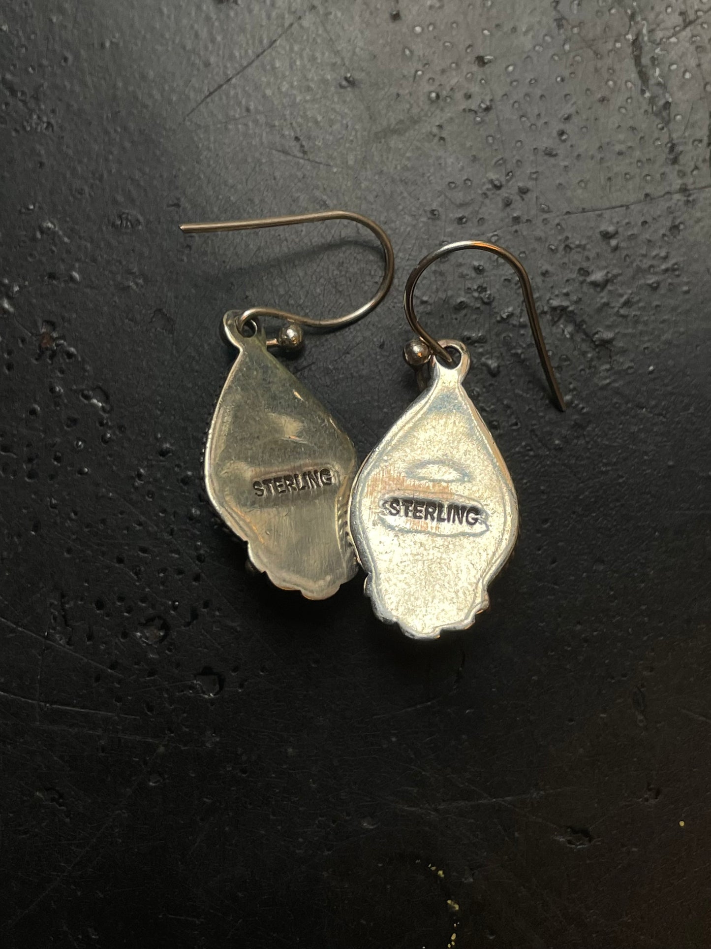 Spiny Oyster Tear Drop Hook Earrings | 925 Sterling Silver G248
