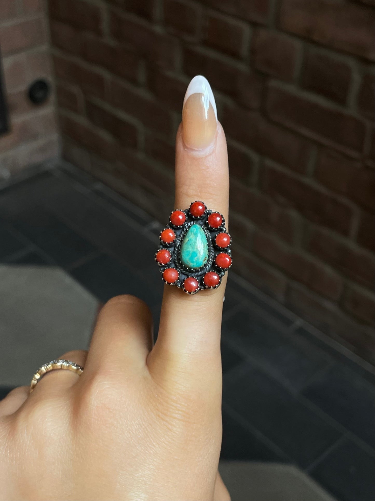 Kingman Turquoise Coral Cluster Ring | Sterling Silver | Size 8 | A177