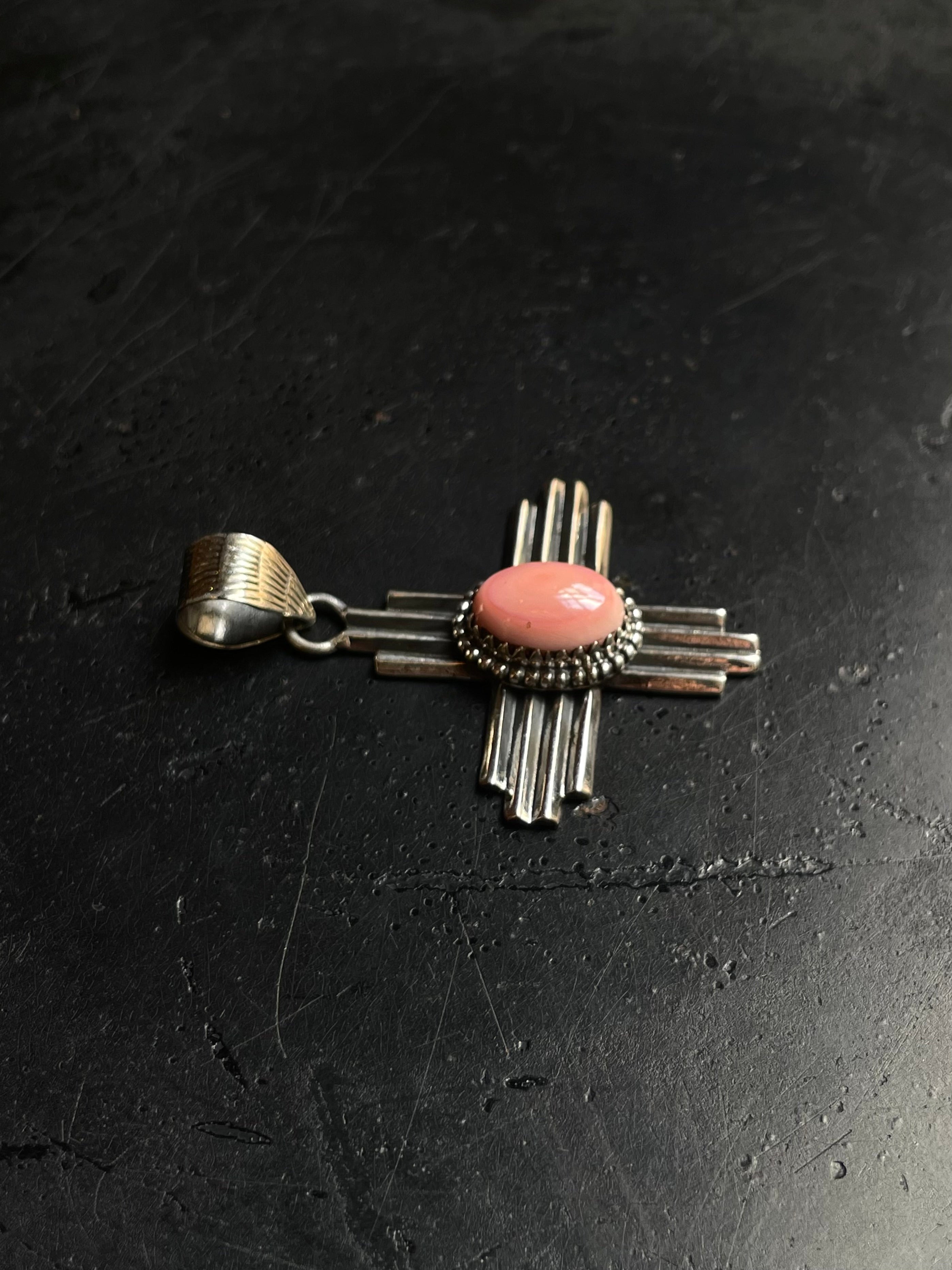 Pink Conch Cross Pendant | 925 Sterling Silver E236