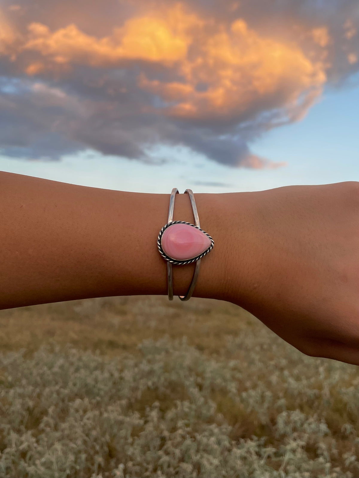 Pink Conch Teardrop Cuff Bracelet | 925 Sterling Silver G769