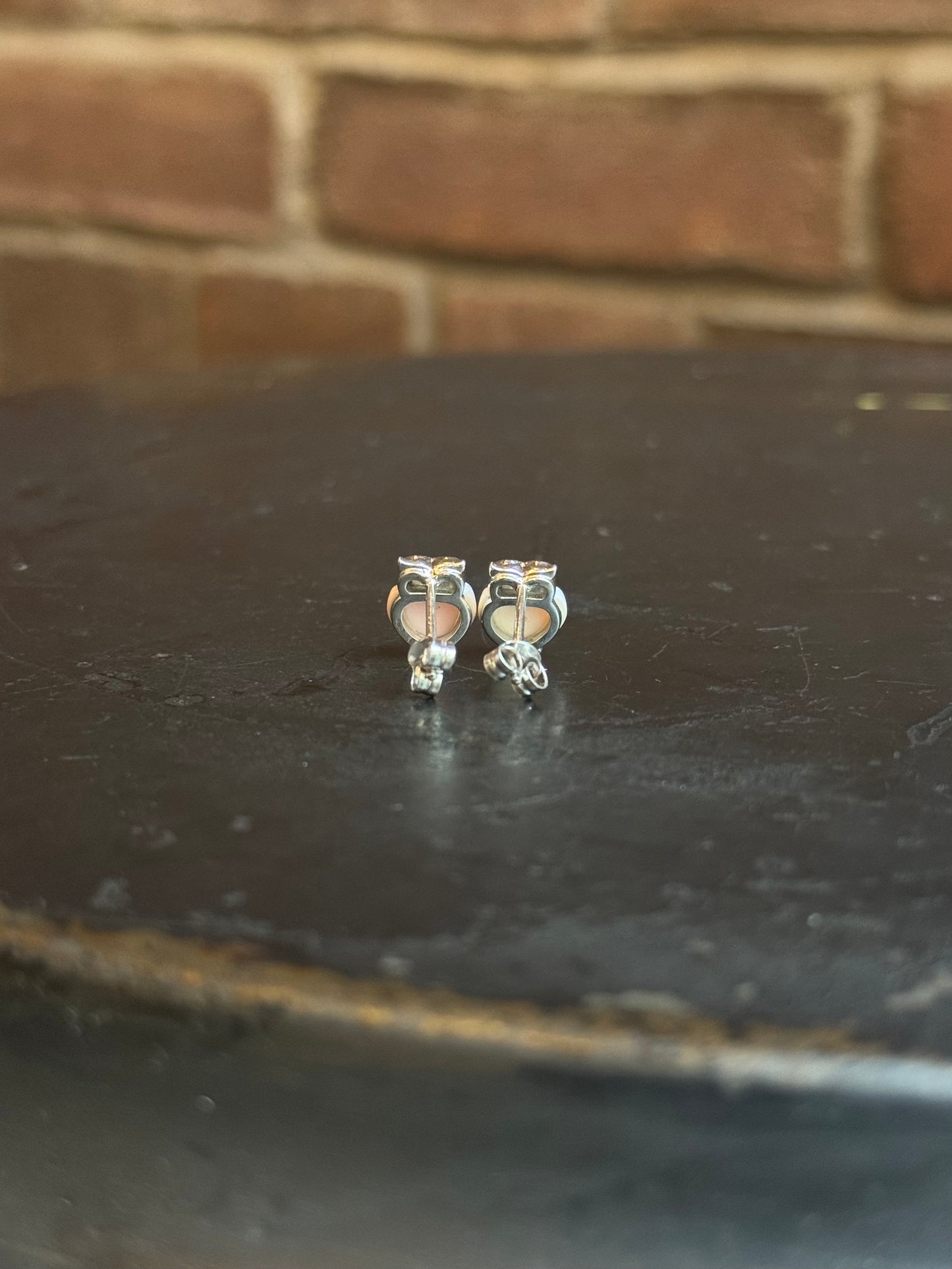 Pink Conch Owl Stud Earrings | Rhodium-Plated 925 Sterling Silver C273