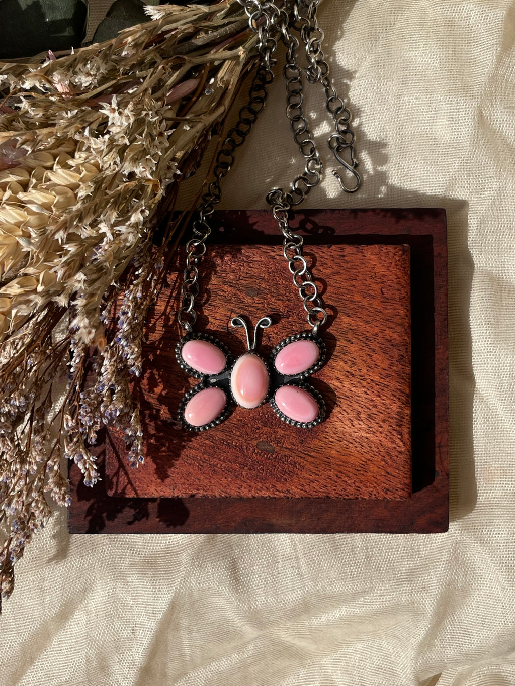 Pink Conch Butterfly Necklace | 925 Sterling Silver D323