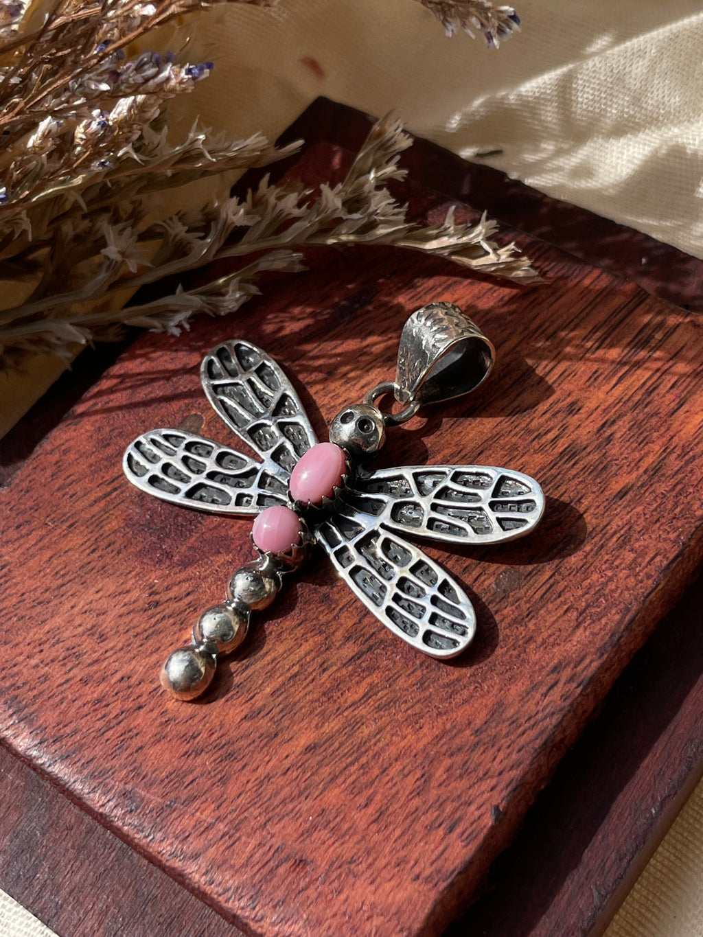 Pink Conch Dragonfly Pendant | 925 Sterling Silver E279