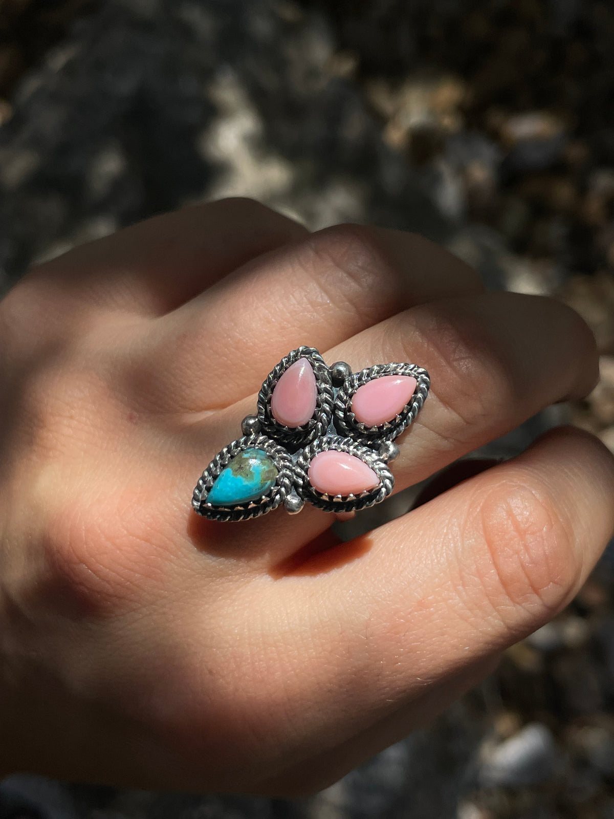 Pink Conch & Kingman Turquoise Cluster Ring Size 8 | 925 Sterling Silver D269