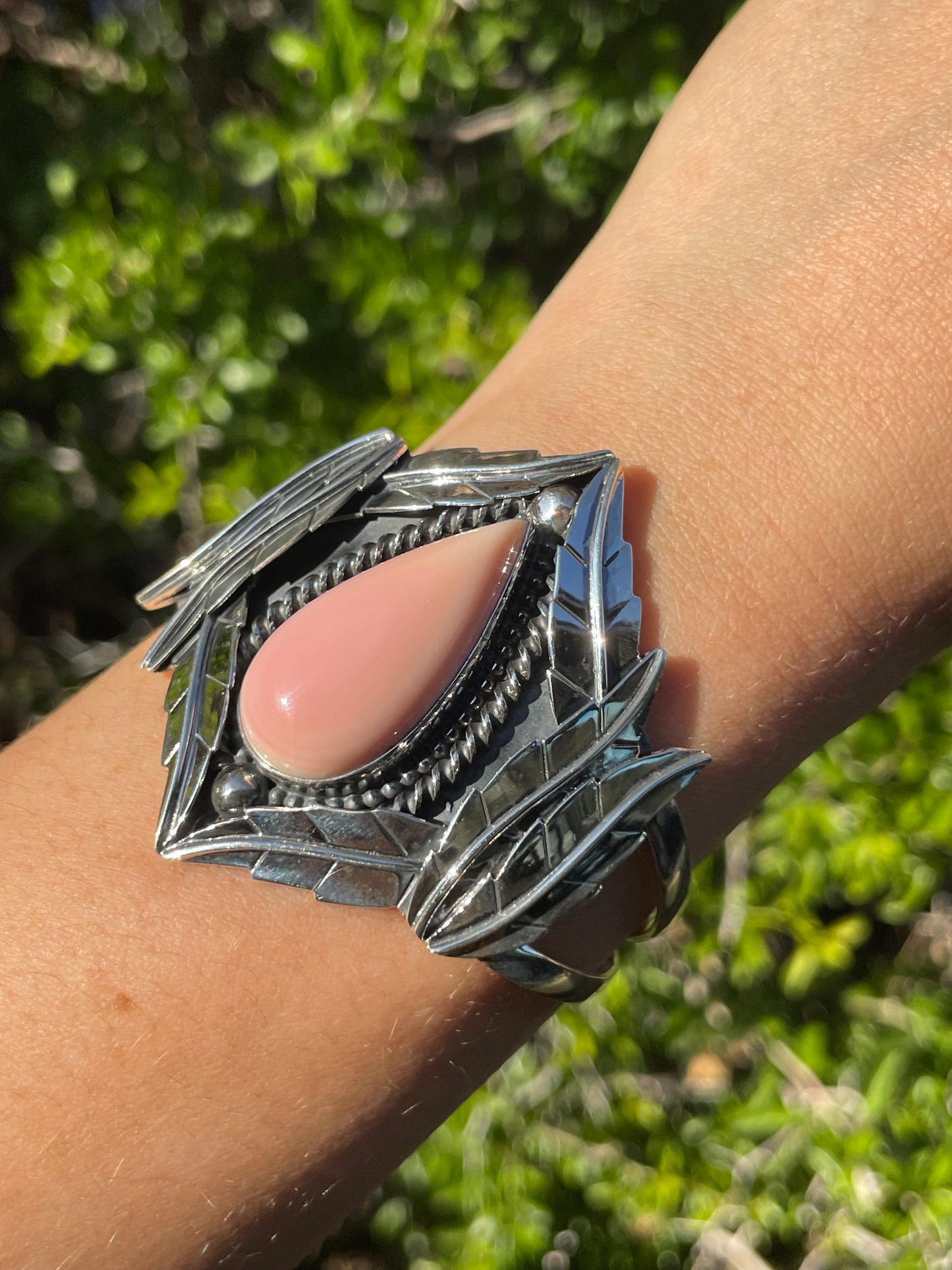 Pink Conch Multi Feather Cuff Bracelet | Sterling Silver 925 B725