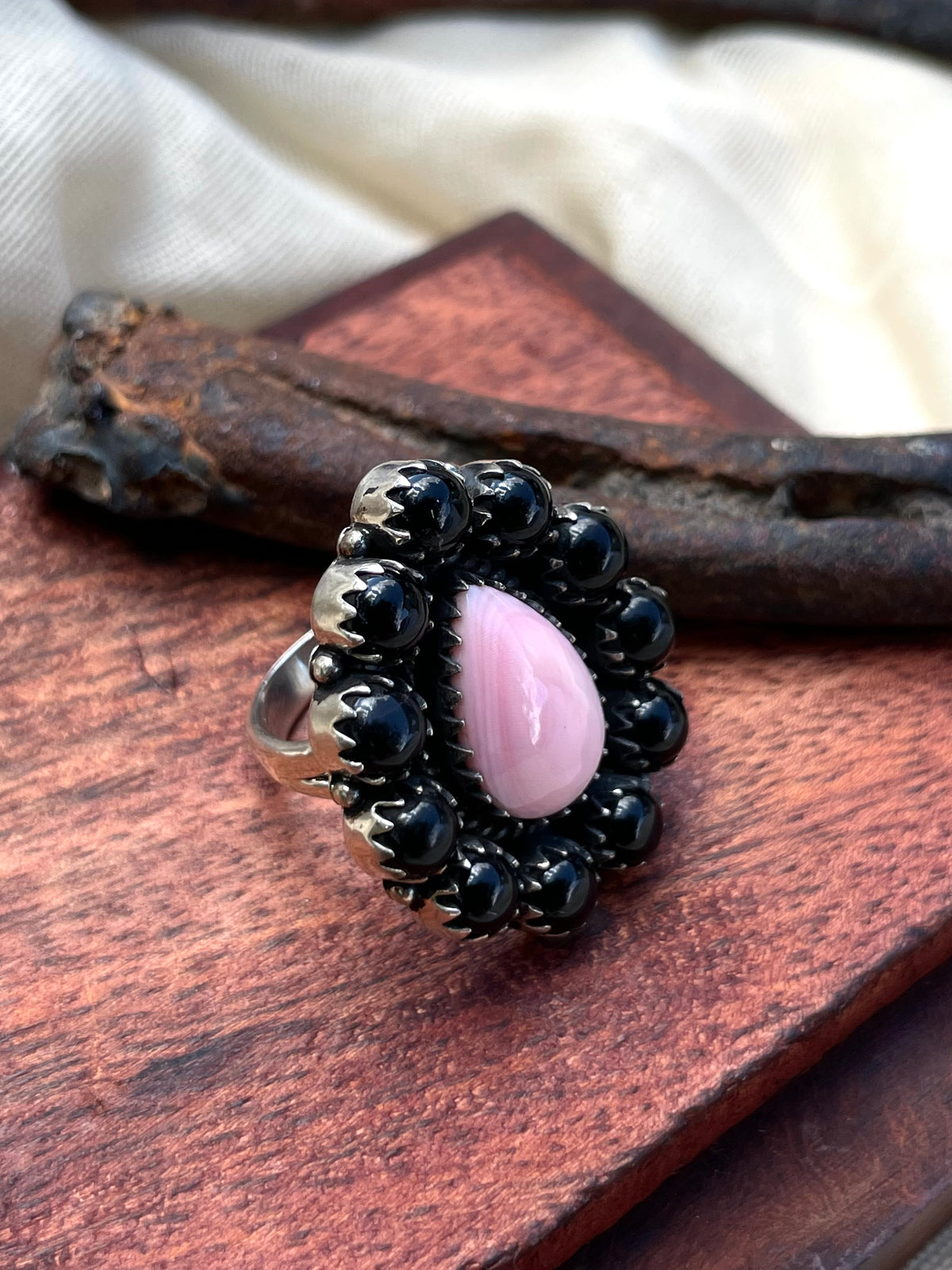 Pink Conch Teardrop Ring | Black Onyx | 925 Sterling Silver | Size 6 E289