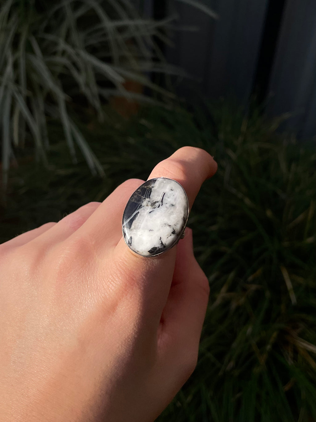 White Buffalo Ring | Sterling Silver 925 | Size 9 C805