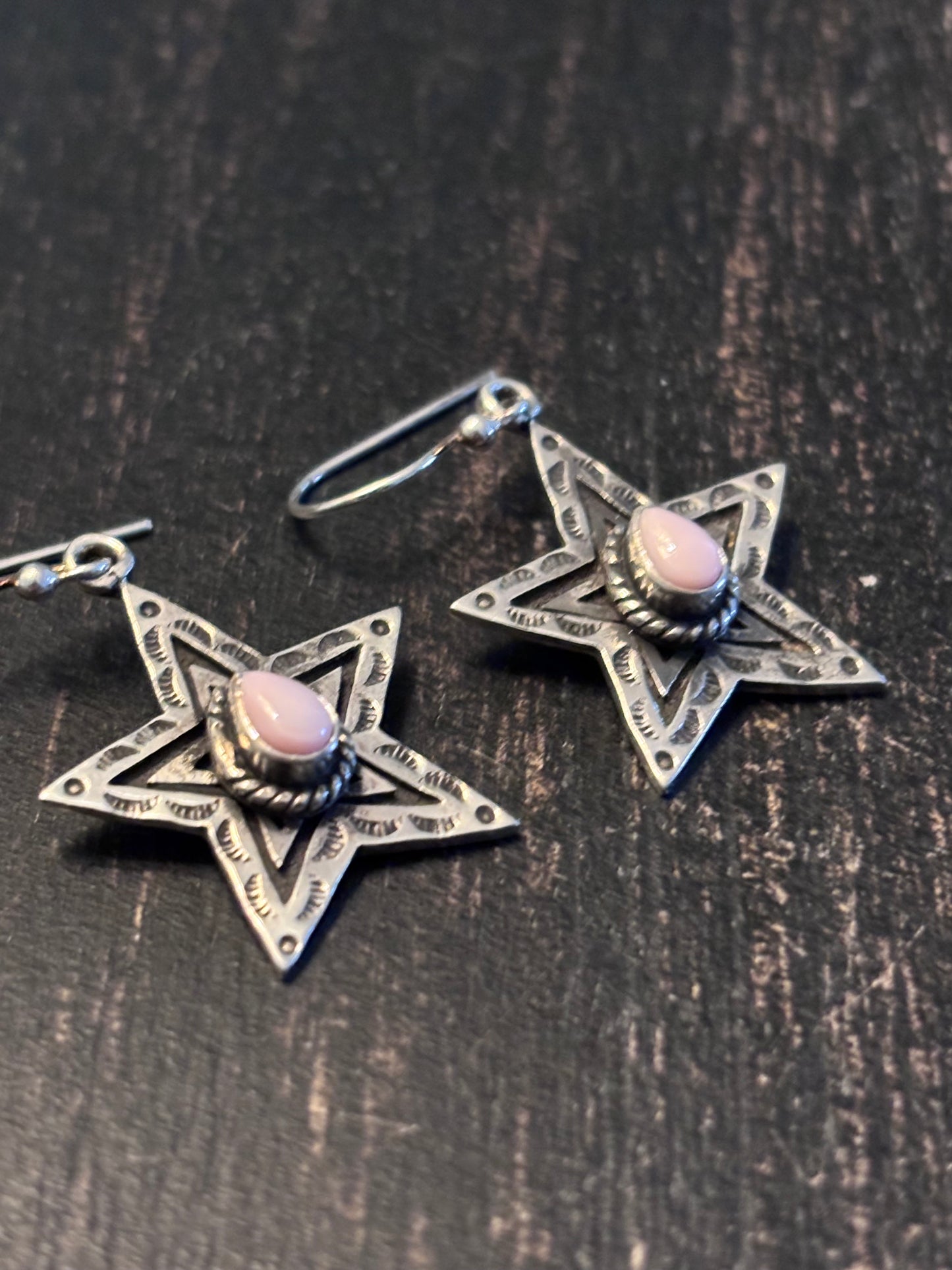 Pink Conch Star Dangle Earrings | 925 Sterling Silver A094