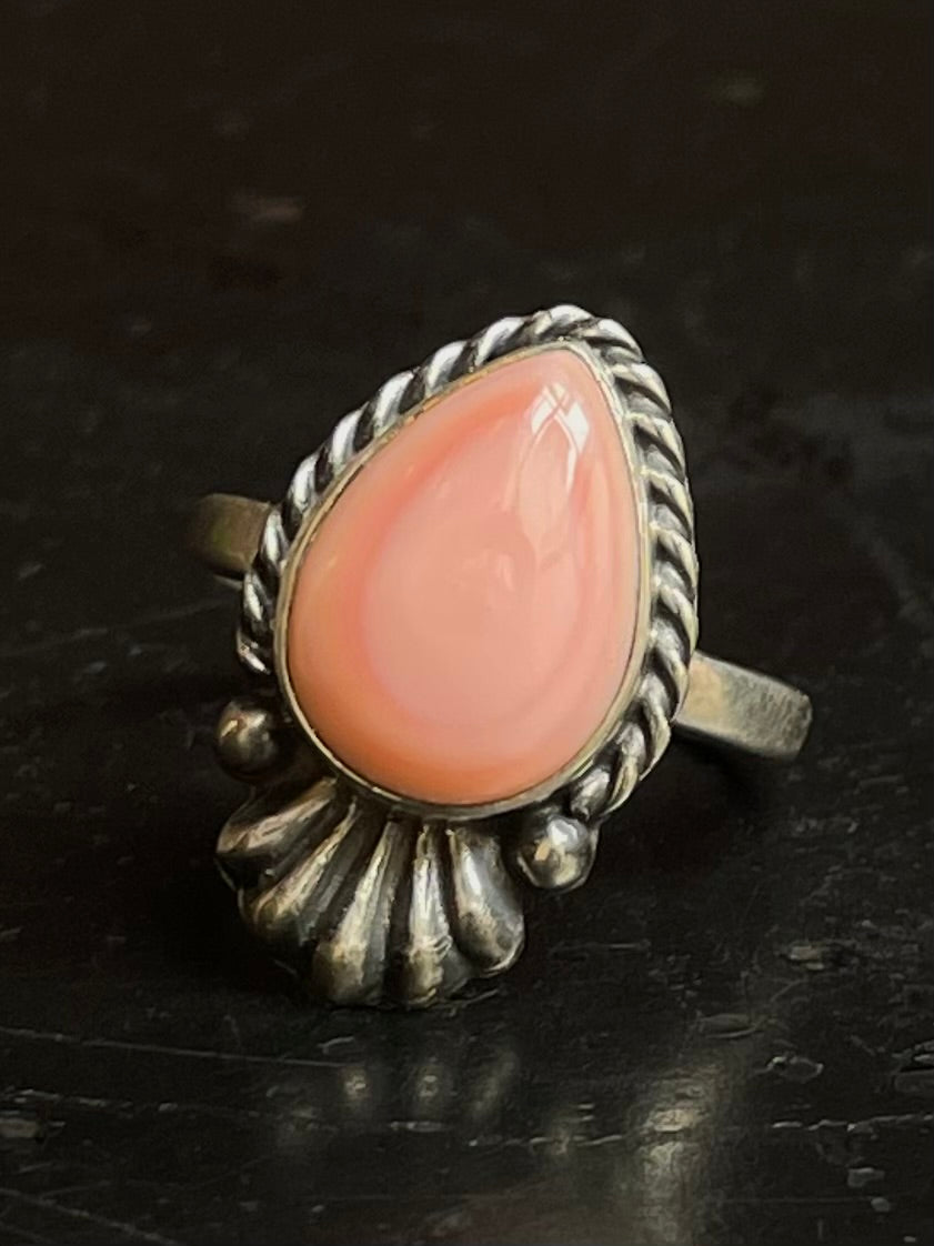 Pink Conch Tear Drop Ring Size 8 | 925 Sterling Silver G140