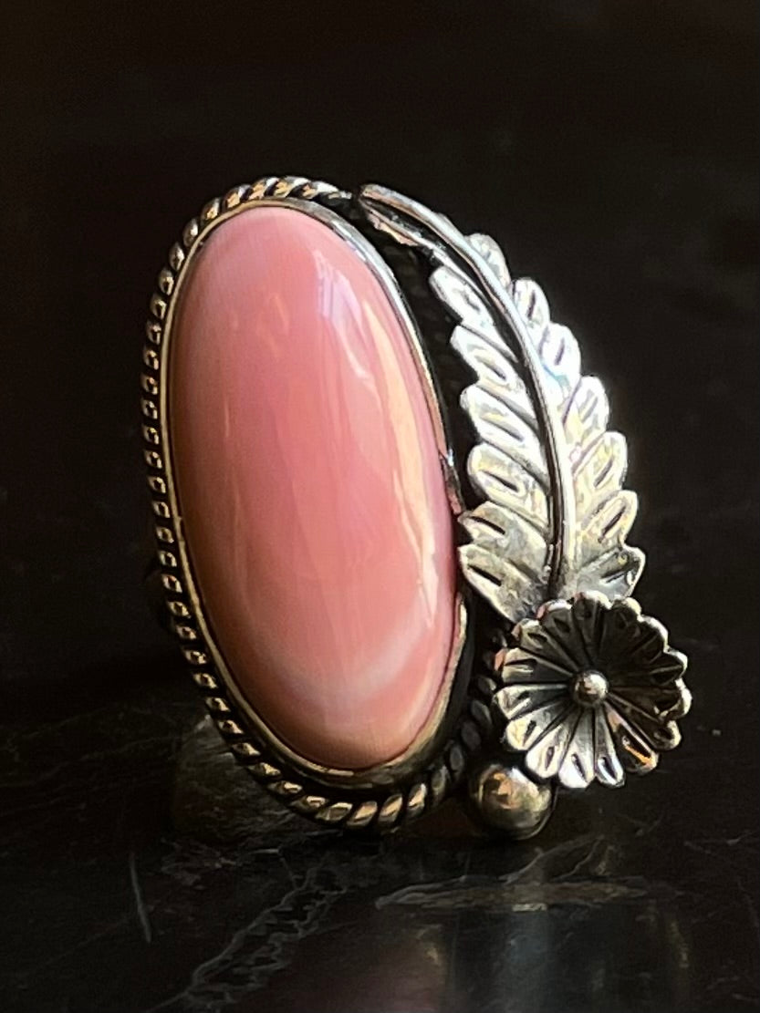Pink Conch Floral Ring Size 6 | 925 Sterling Silver G528