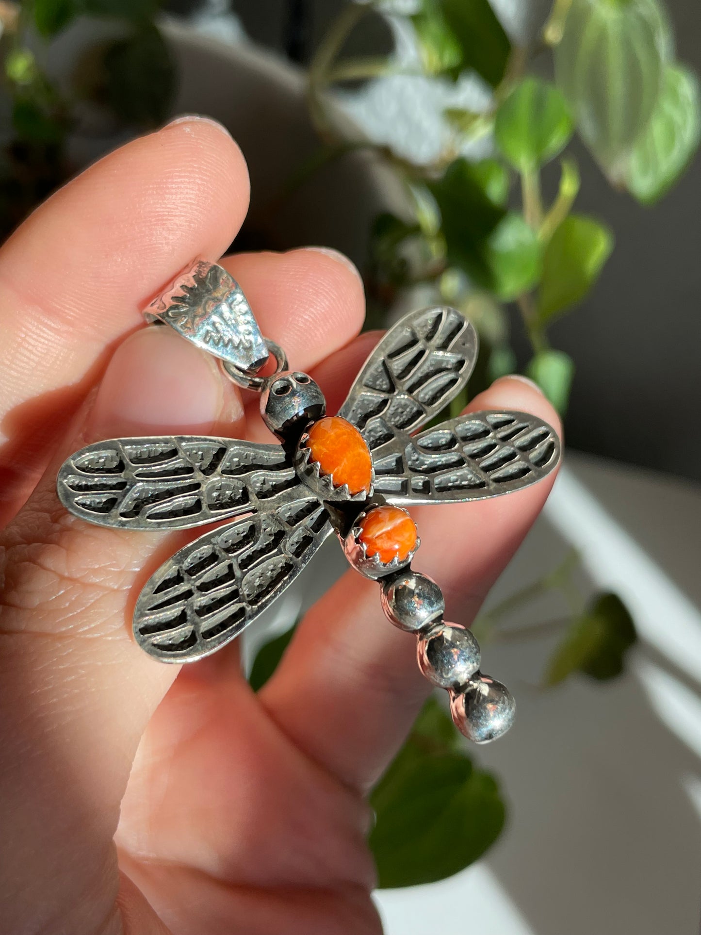 Spiny Oyster Dragonfly Pendant | Sterling Silver 925 B815
