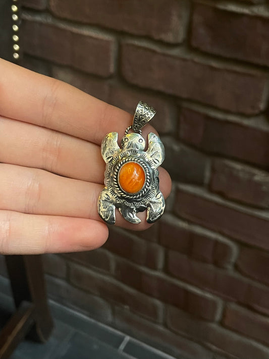 Spiny Oyster Turtle Pendant | 925 Sterling Silver C526