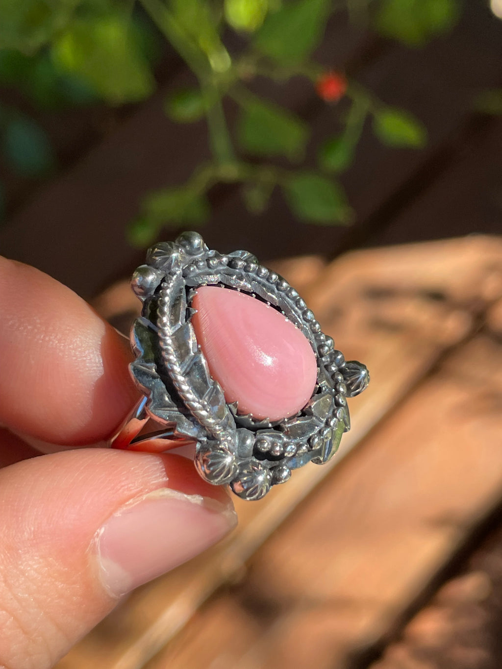 Pink Conch Leaf Ring | 925 Sterling Silver Size 8 B117
