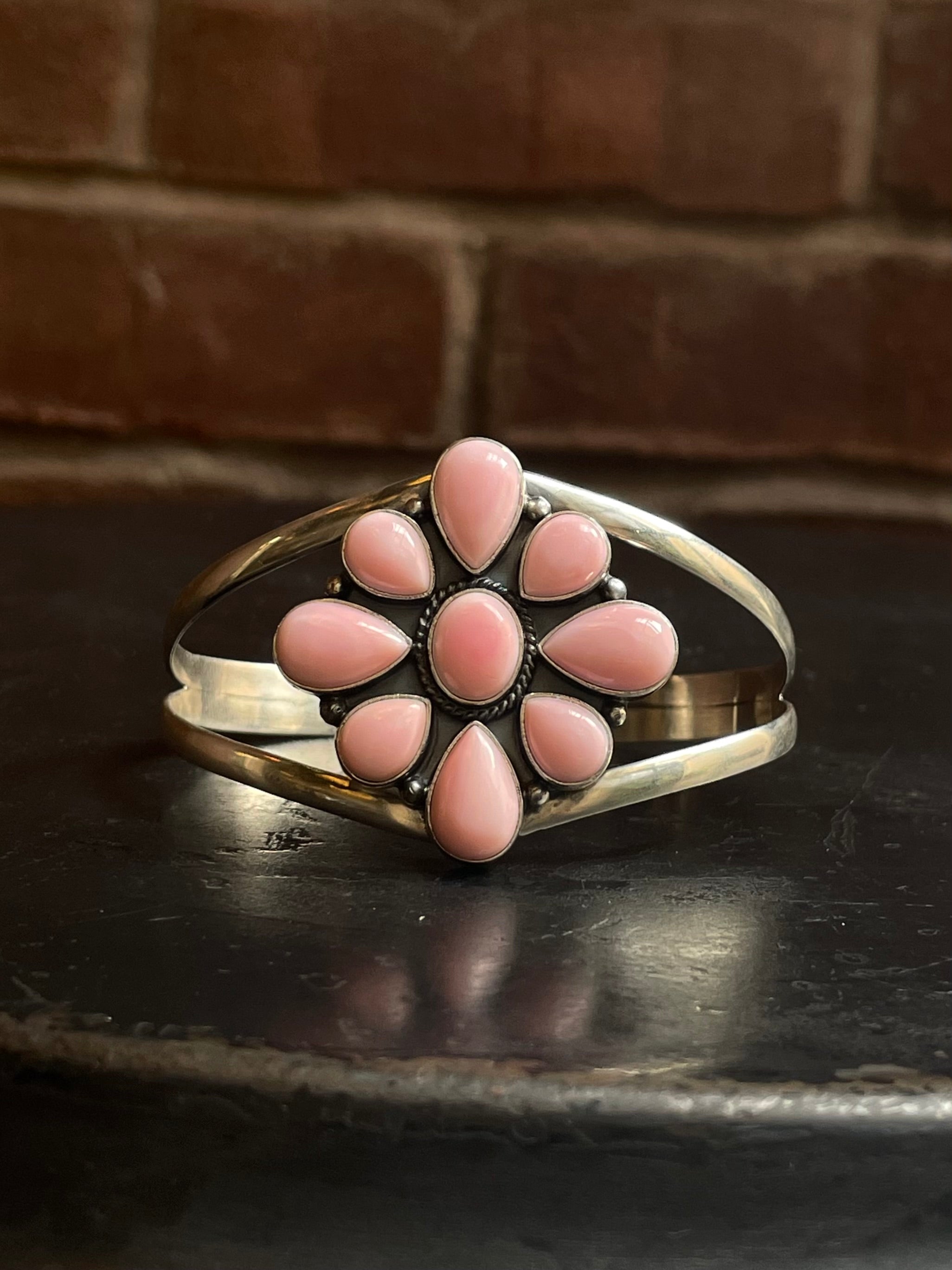 Pink Conch Cluster Cuff | Flower Design Split Shank | 925 Silver E694