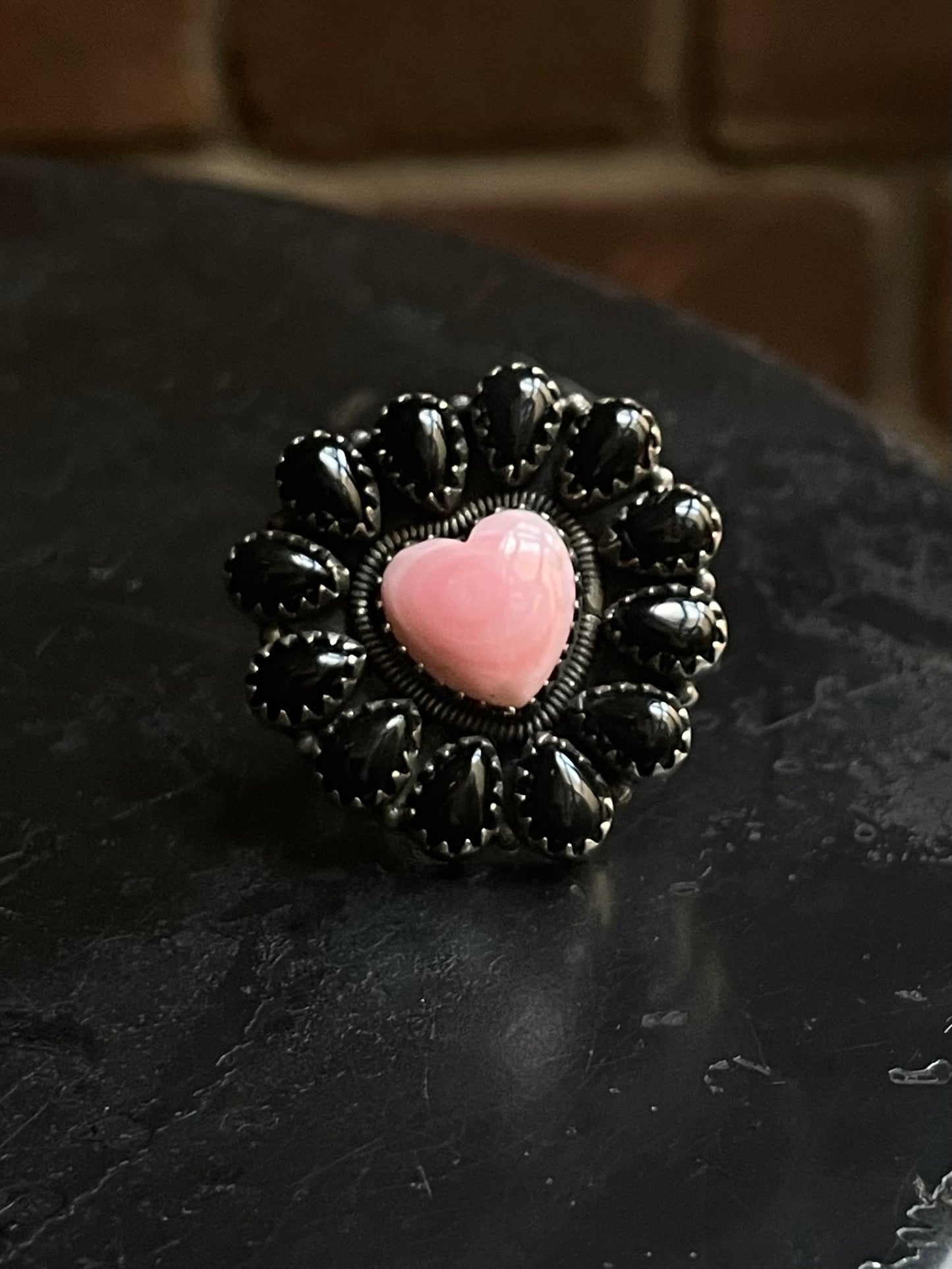 Pink Conch & Black Onyx Cluster Ring | 925 Sterling Silver | Size 6 E318