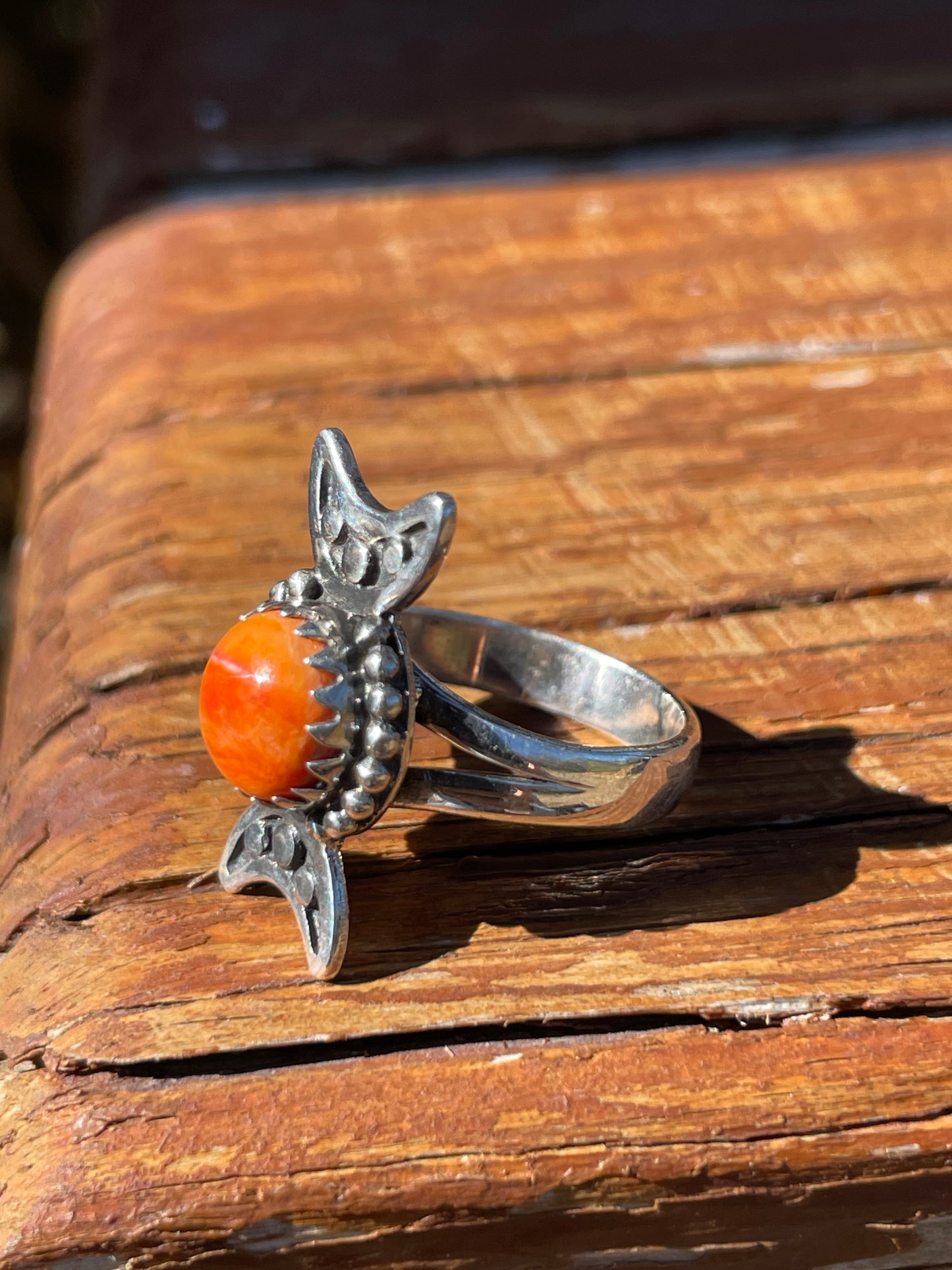 Spiny Oyster Ring Size 6 | 925 Sterling Silver B928