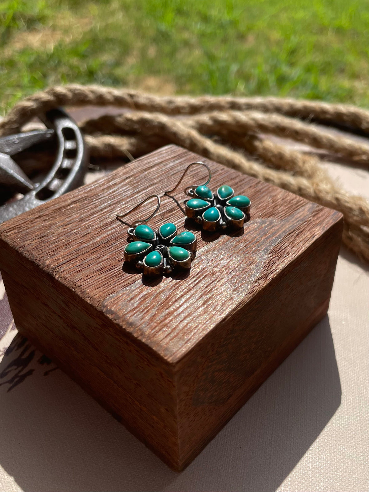 Turquoise Cluster Flower Dangle Earrings | 925 Sterling Silver G706