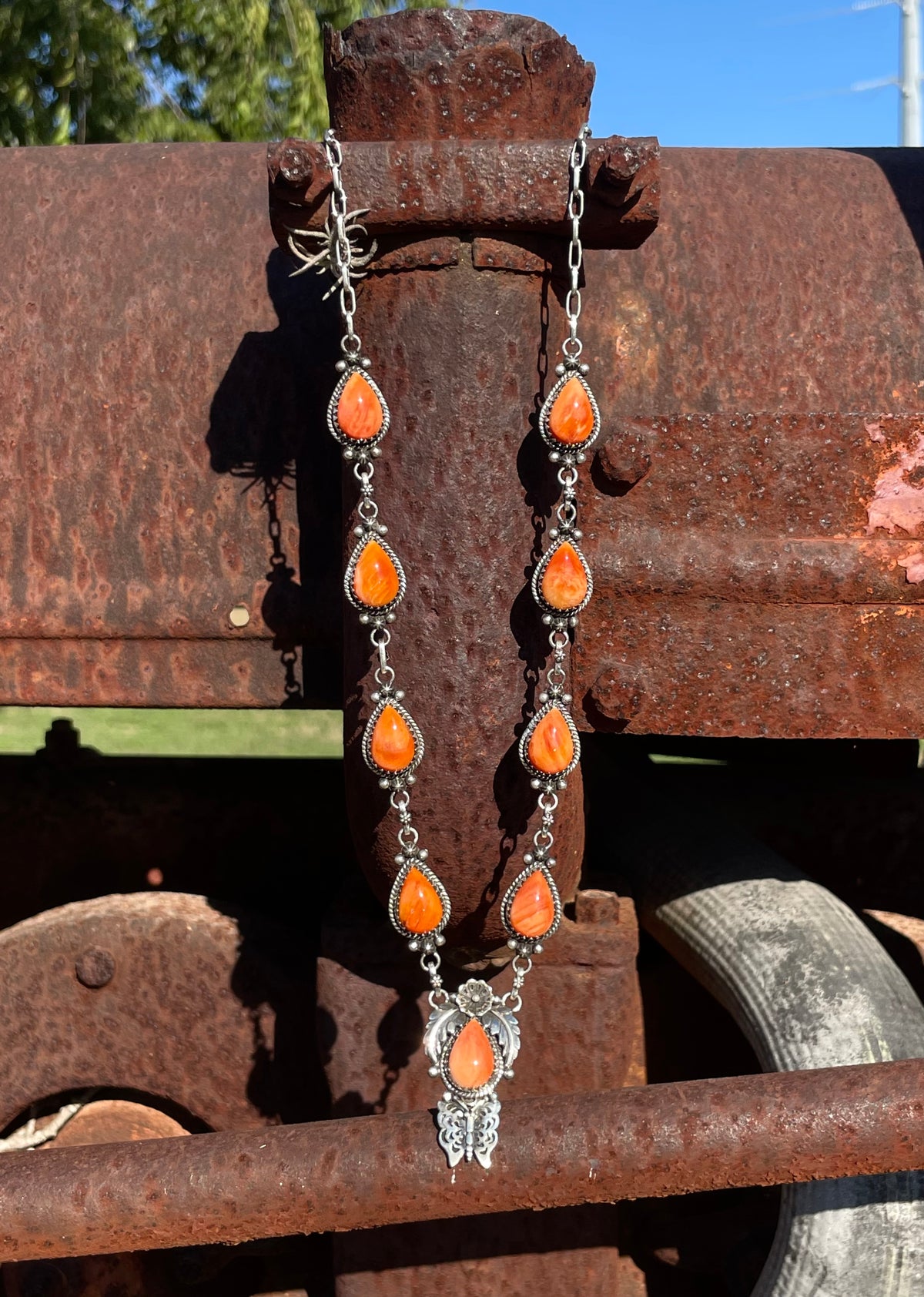 Orange Spiny Oyster Lariat Necklace | Floral Drop with Butterfly | 925 Sterling Silver E595