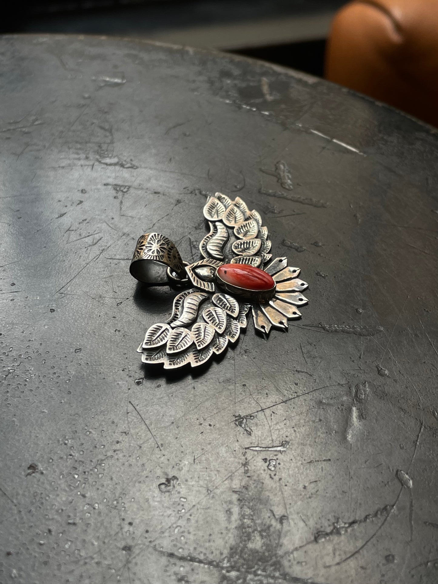 Spiny Oyster Thunderbird Pendant | 925 Sterling Silver E532