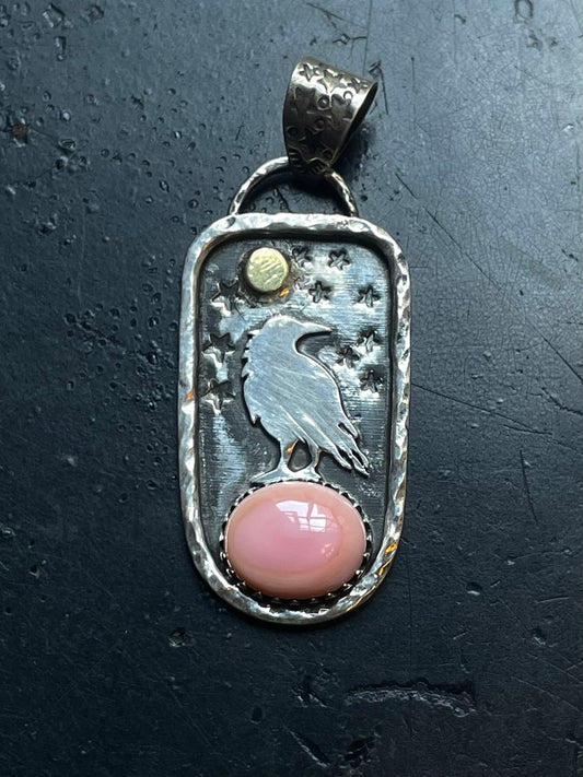 Pink Conch Raven Pendant | 925 Sterling Silver E500