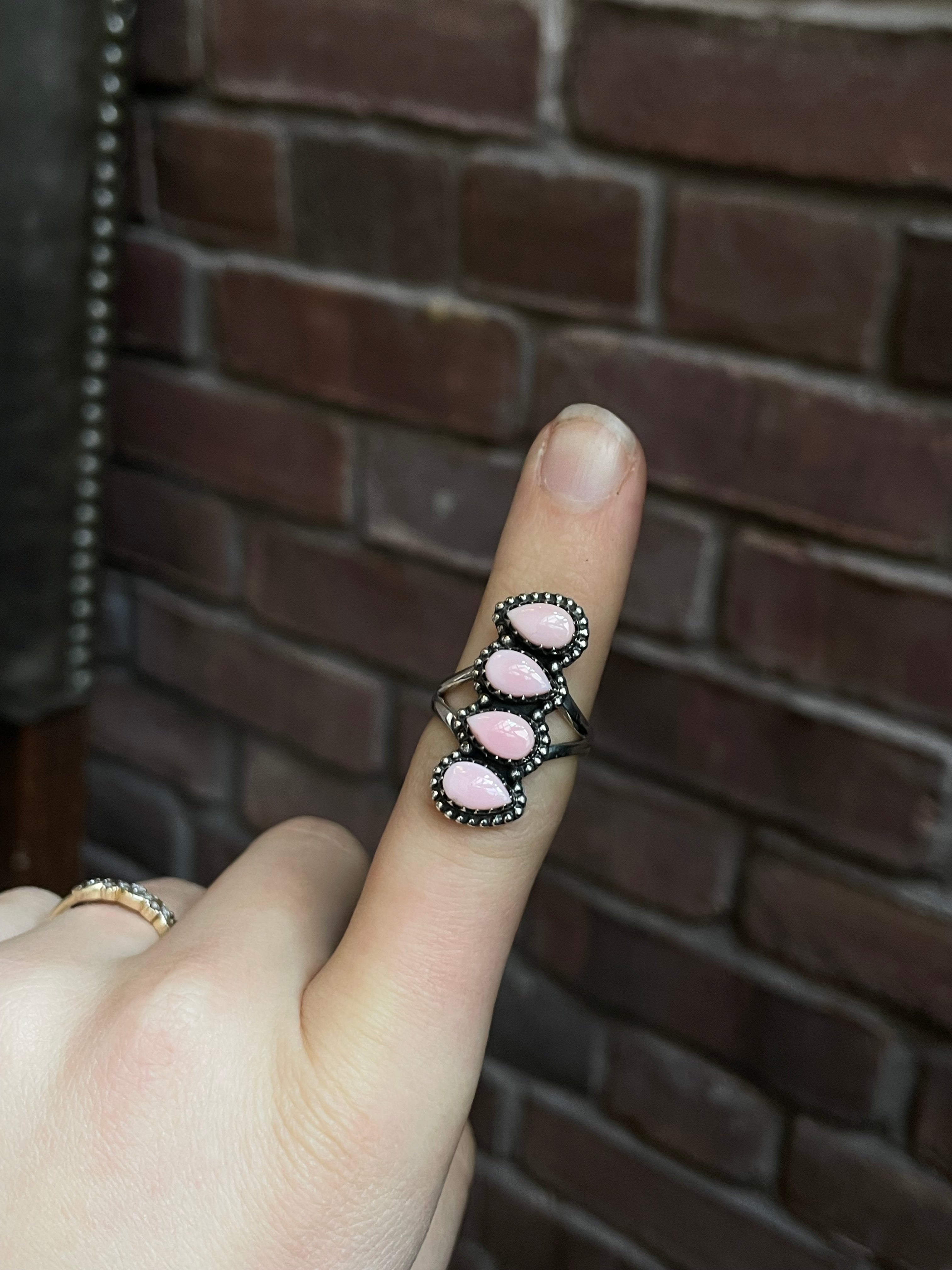 Pink Conch Triple Stone Ring Size 7 | 925 Sterling Silver Southwest E145
