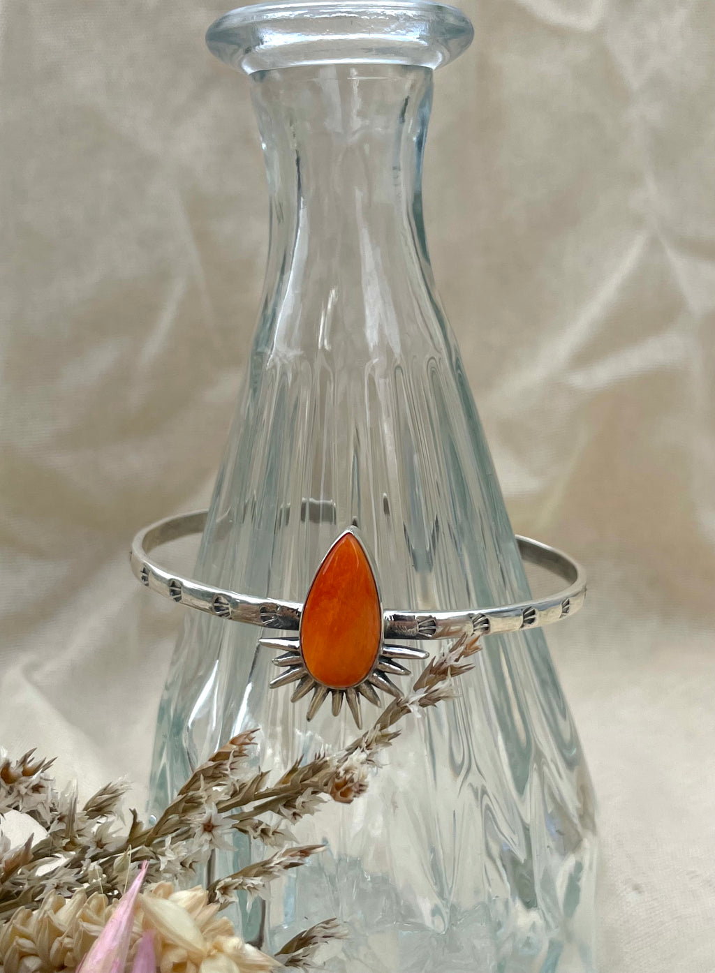 Spiny Oyster Teardrop Cuff Bracelet | 925 Sterling Silver D284