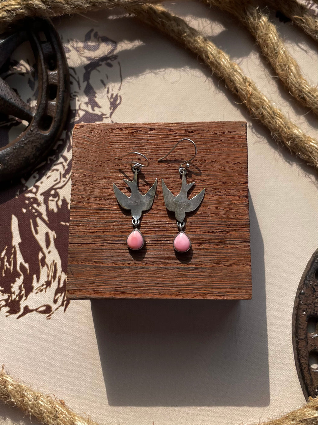 Pink Conch Bird Dangle Earrings | 925 Sterling Silver G704