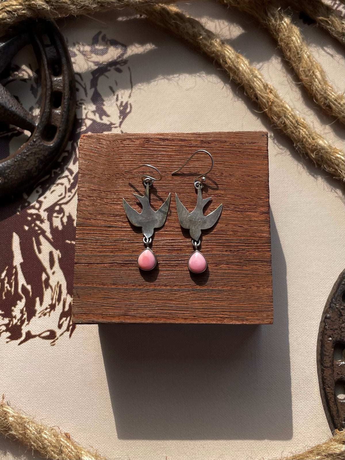 Pink Conch Bird Dangle Earrings | 925 Sterling Silver G704