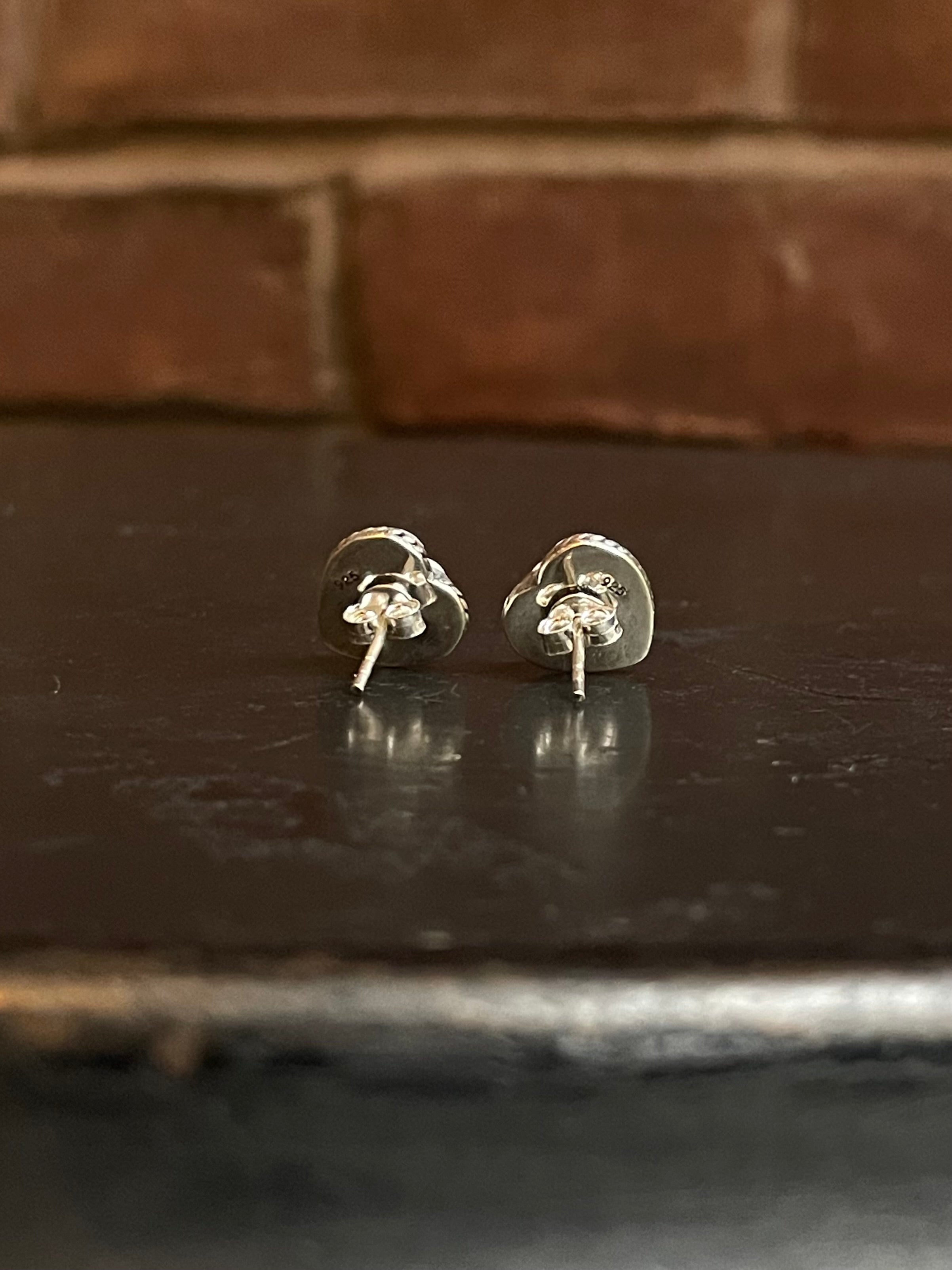 Pink Conch Heart Stud Earrings | 925 Sterling Silver G177