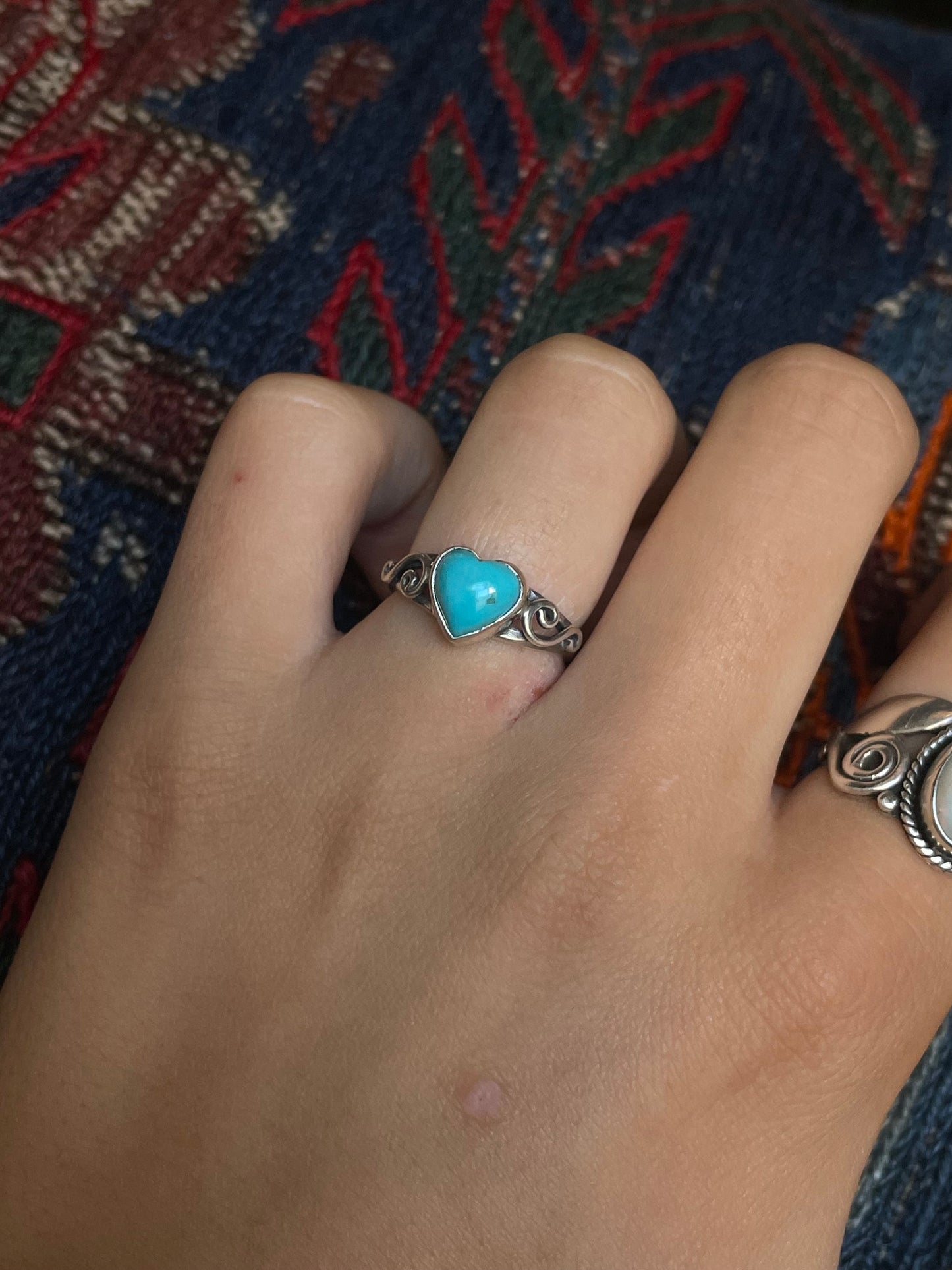 Kingman Turquoise Heart Ring | Sterling Silver | Size 7 G379