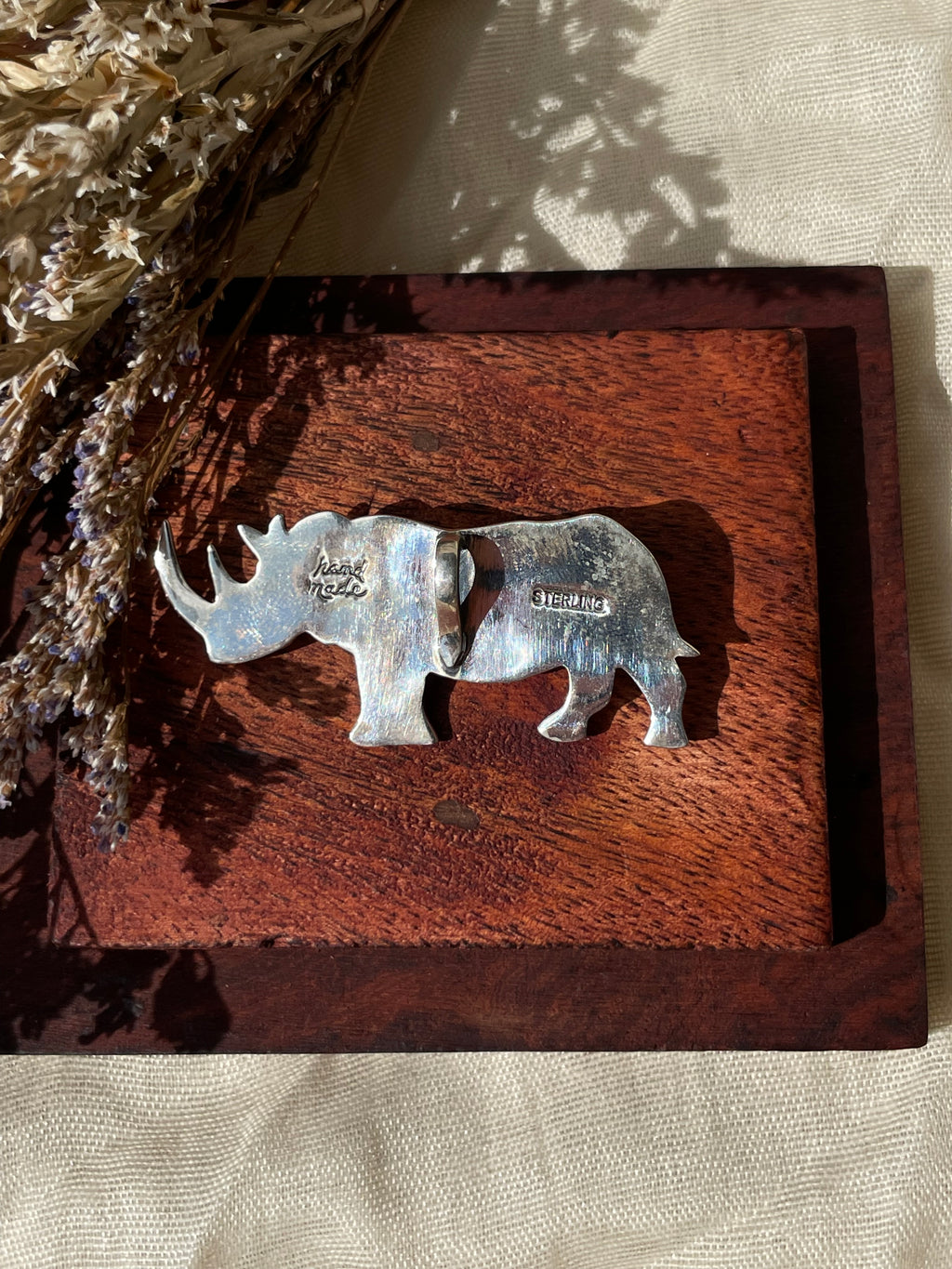 Pink Conch Rhino Pendant | 925 Sterling Silver D328