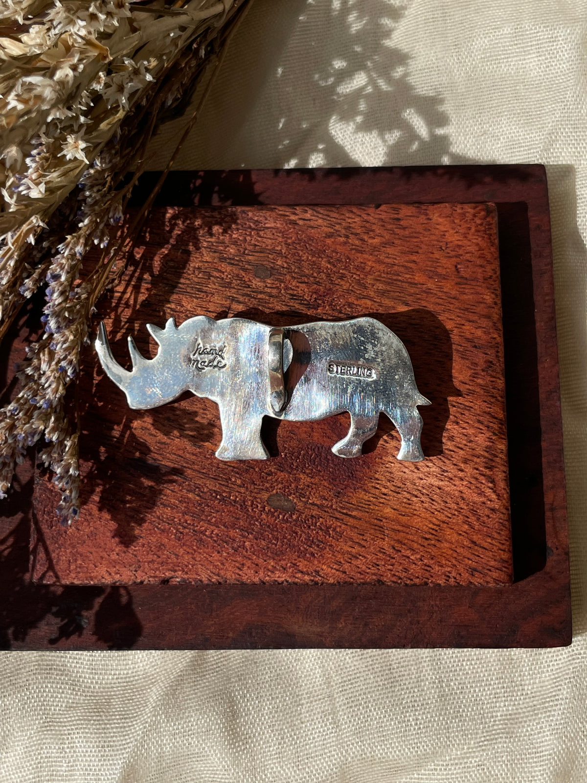 Pink Conch Rhino Pendant | 925 Sterling Silver D328