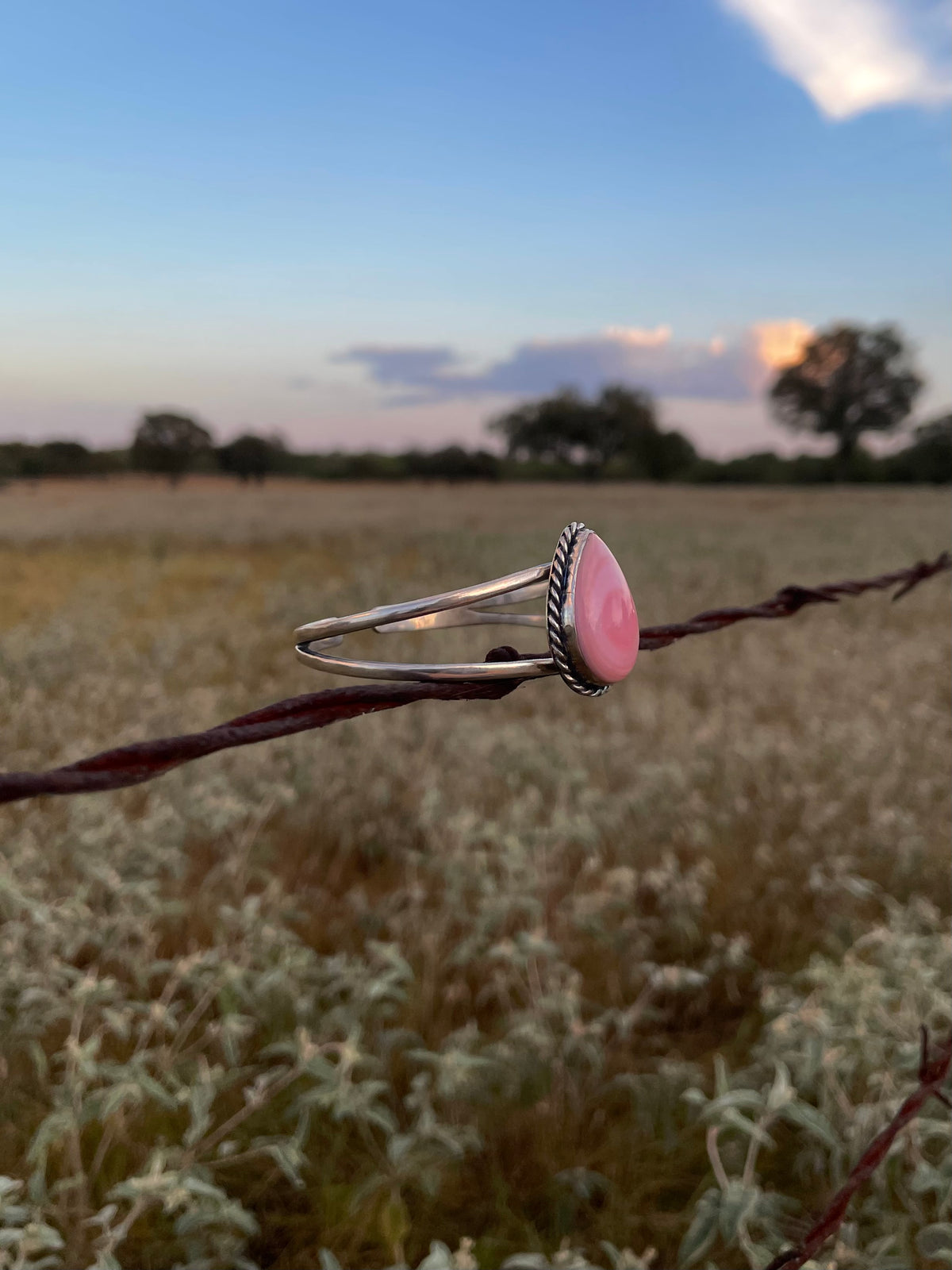 Pink Conch Teardrop Cuff Bracelet | 925 Sterling Silver G769