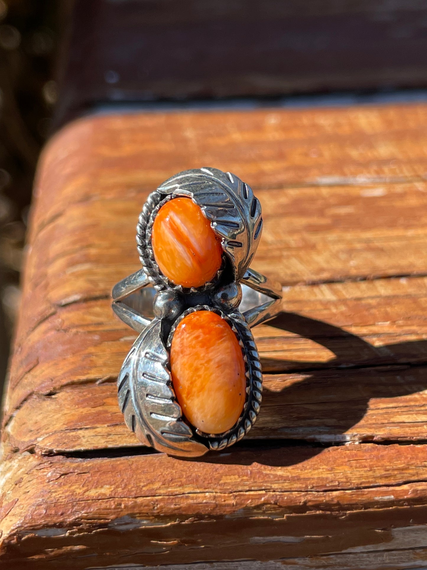 Spiny Oyster Feather Ring Size 6.5 | 925 Sterling Silver B933