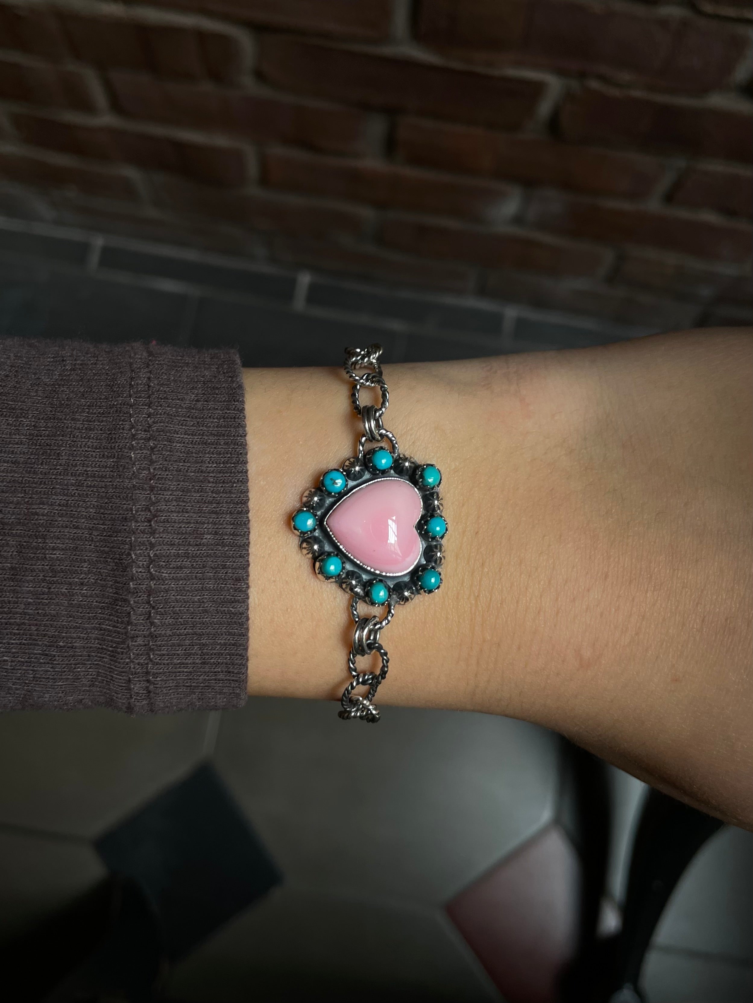 Pink Conch Heart Kingman Turquoise Link Bracelet | 925 Sterling Silver E104