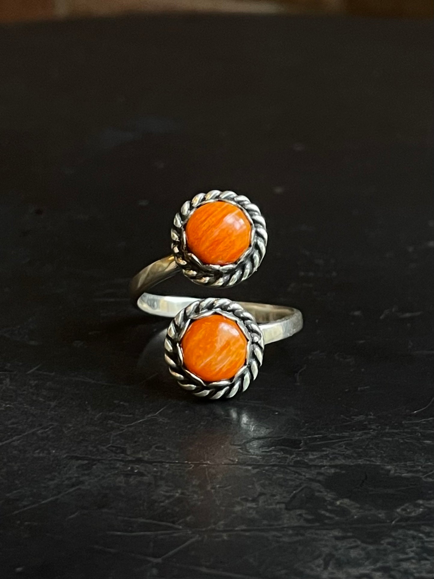 Spiny Oyster Bypass Ring | 925 Sterling Silver Size 8 E483