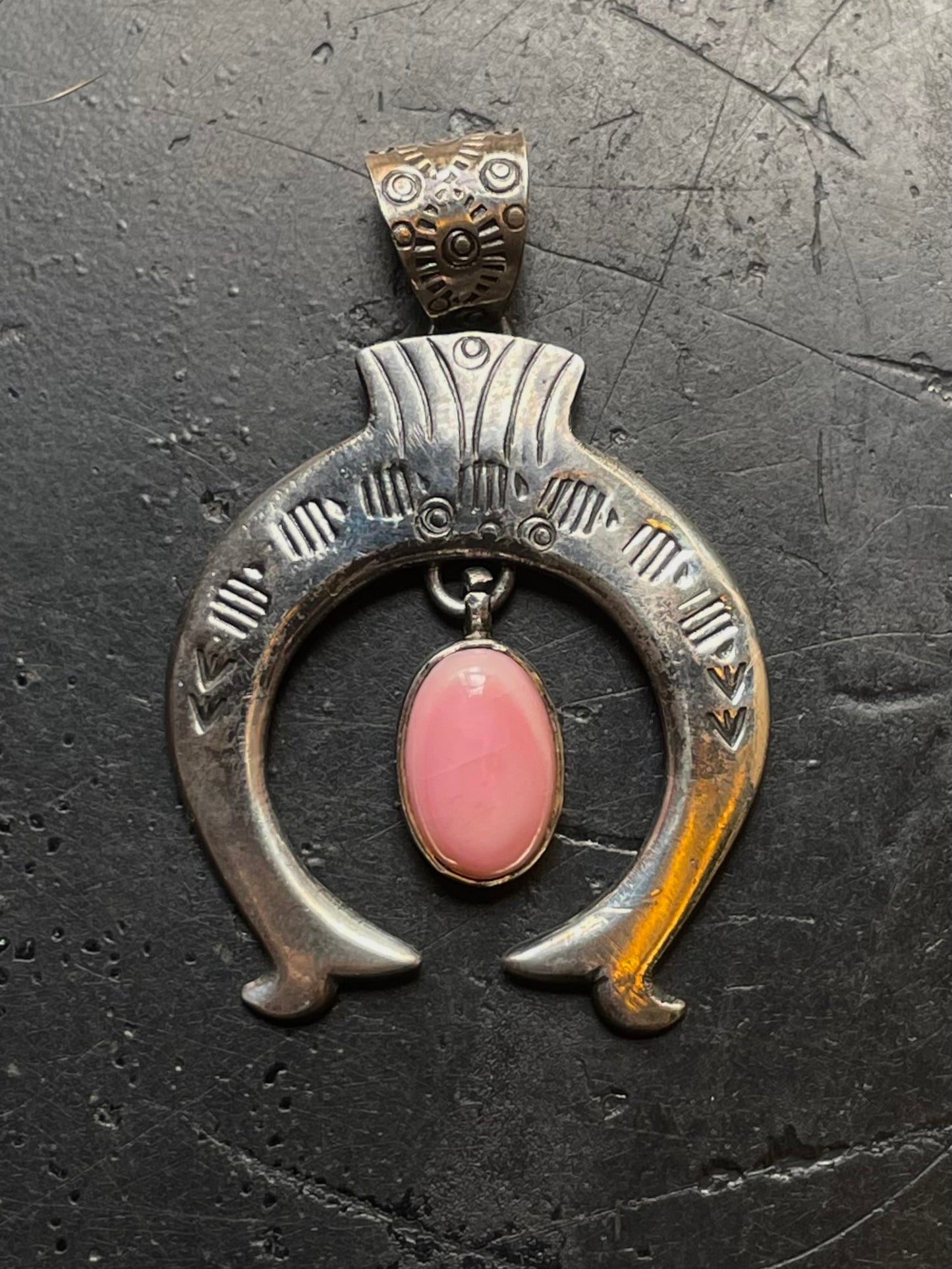 Pink Conch Naja Pendant | 925 Sterling Silver E507