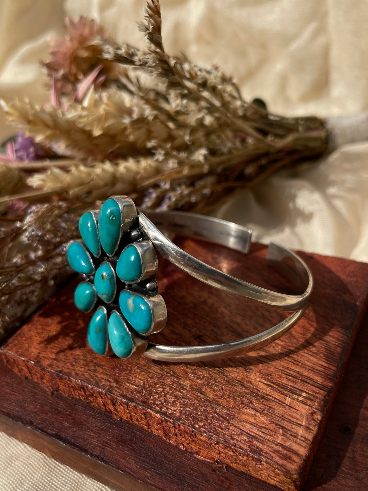 Turquoise Cluster Cuff Bracelet | 925 Sterling Silver D283