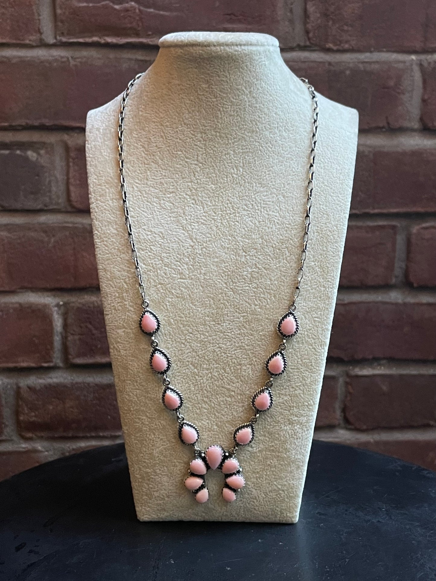 Pink Conch Naja Necklace | 925 Sterling Silver E328