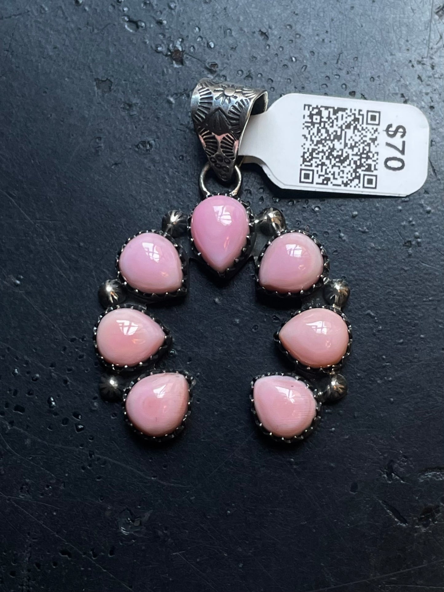 Naja Pink Conch Pendant | Sterling Silver | A563