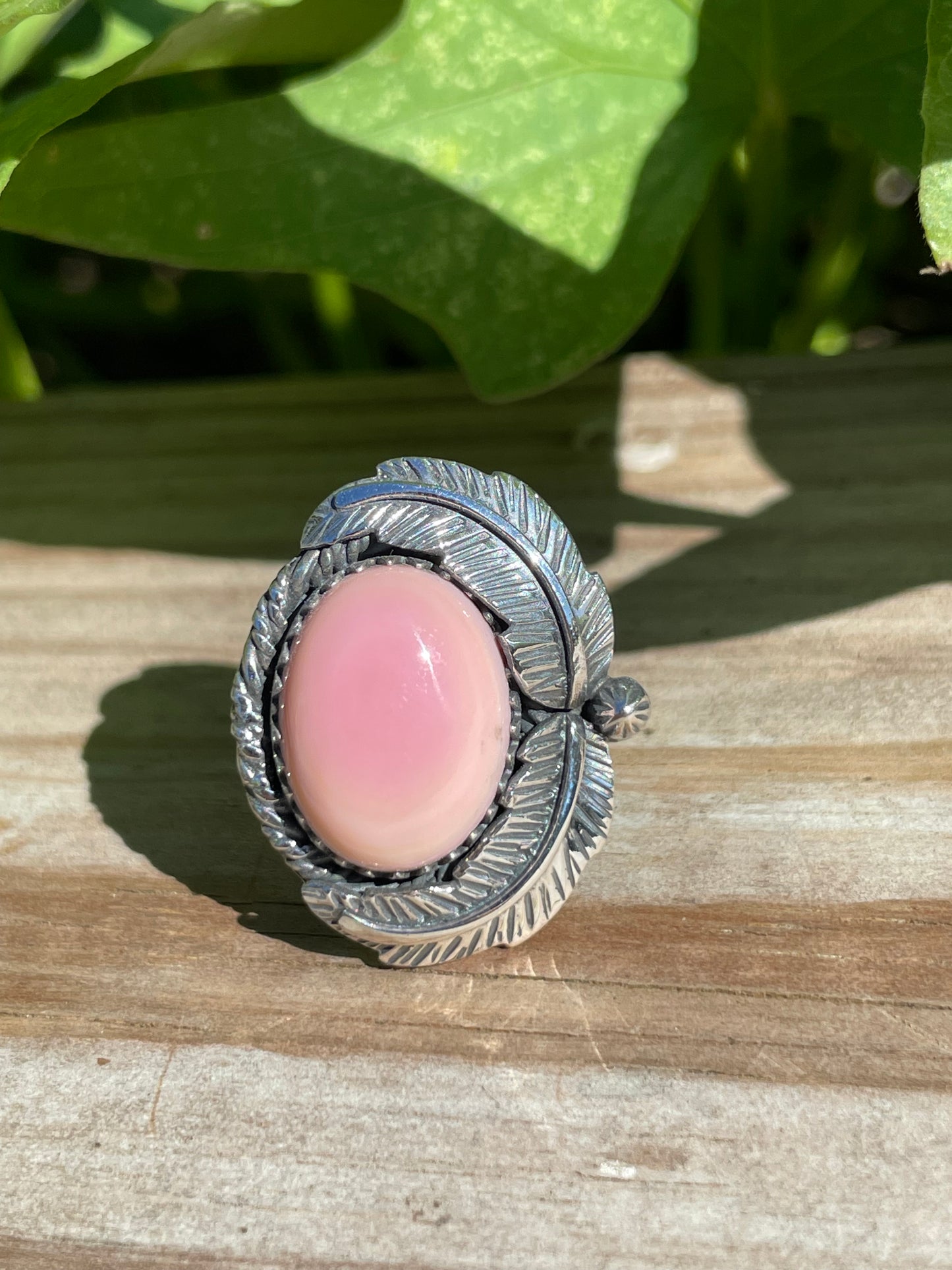Pink Conch Leaf Design Ring | 925 Sterling Silver | Size 7.5 B334