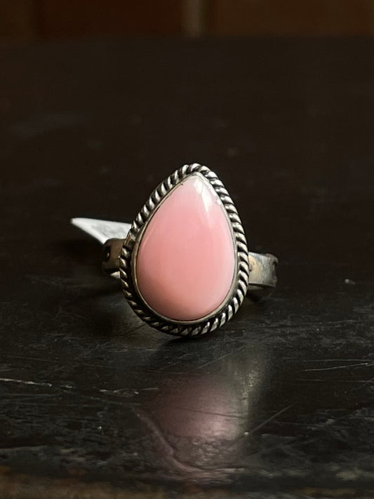 Pink Conch Ring Oval | Sterling Silver | Size 7 | A449