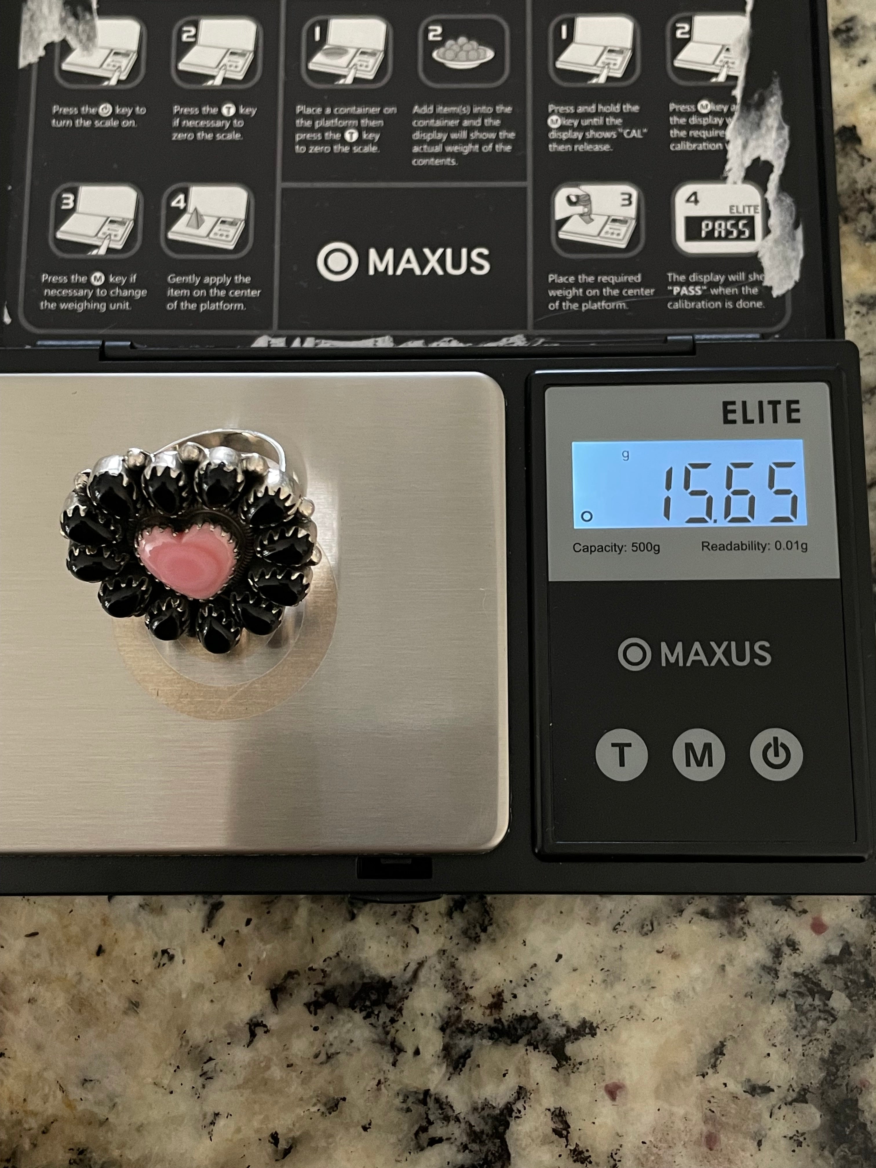 Pink Conch & Black Onyx Cluster Ring | 925 Sterling Silver | Size 9 E310