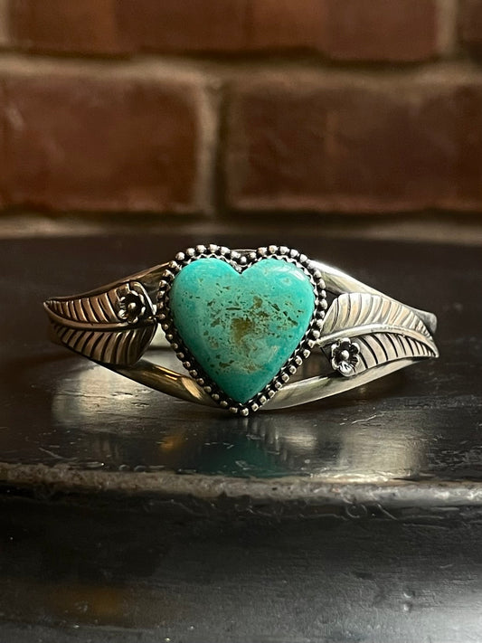 Kingman Turquoise Heart Cuff | Floral Leaf Split Shank | 925 Silver E689