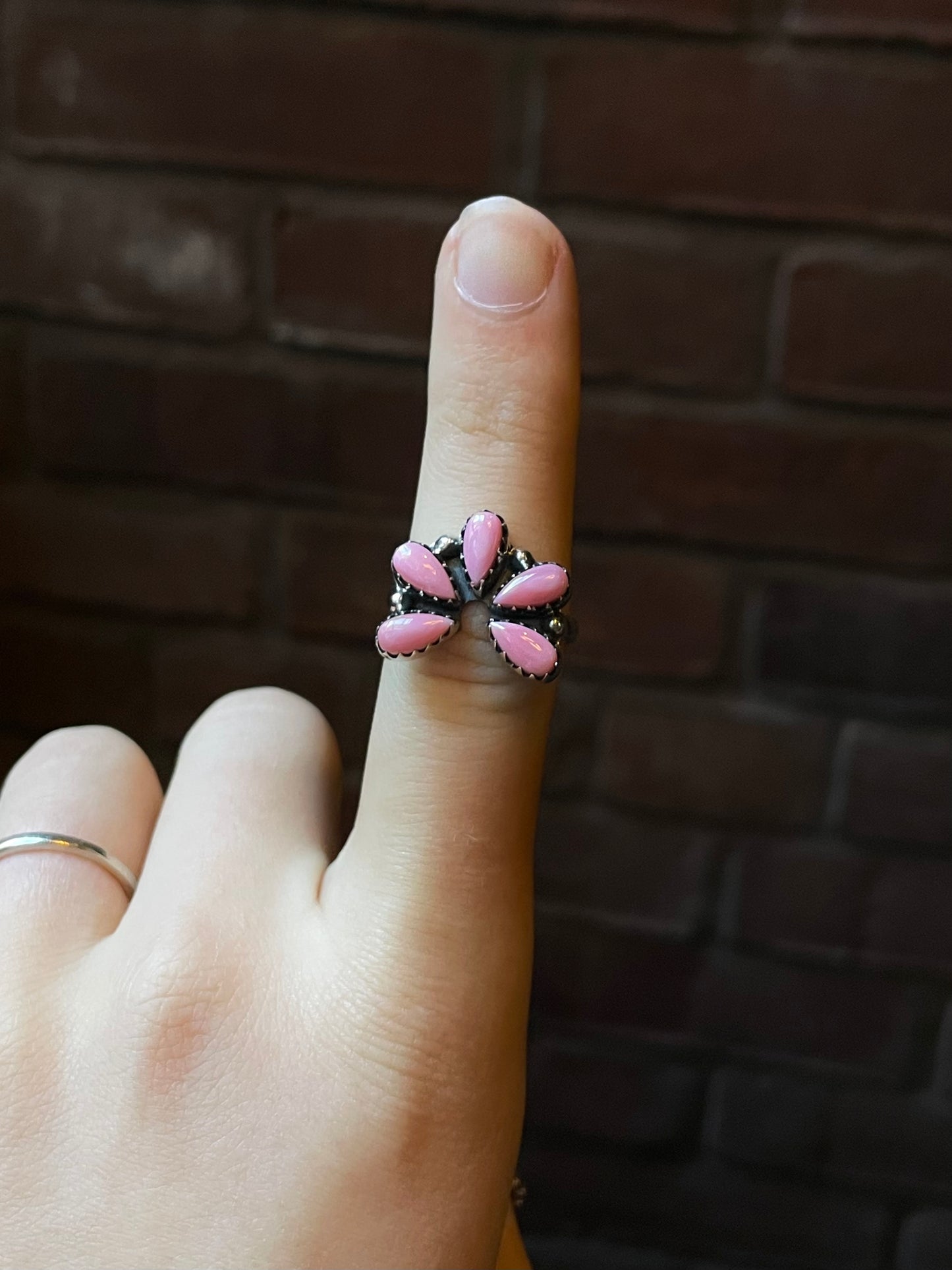 Naja Pink Conch Ring | Sterling Silver | Size 9 | A156