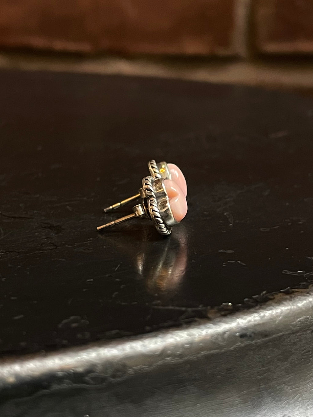 Pink Conch Heart Stud Earrings | 925 Sterling Silver G178